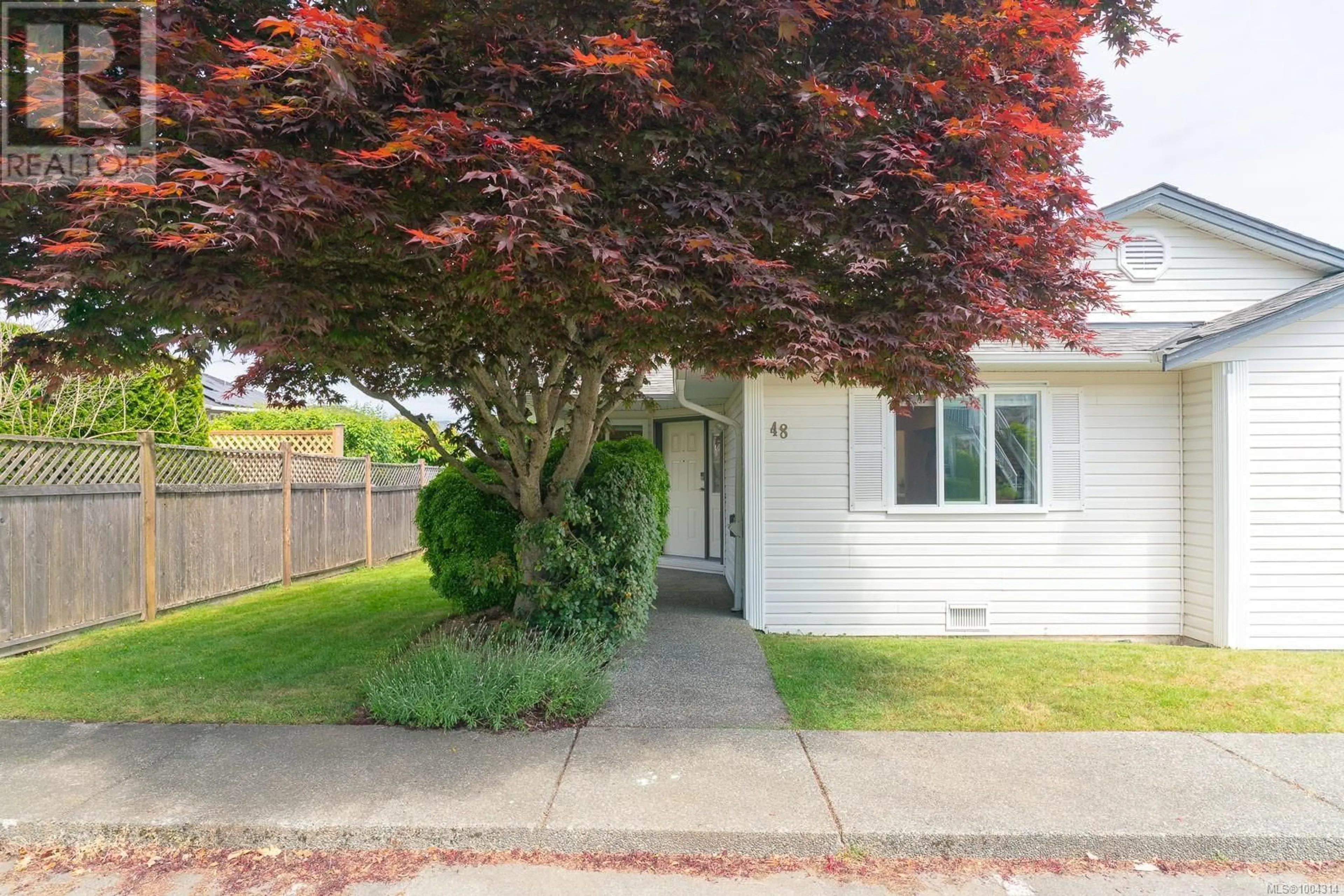 Patio, street for 48 - 6245 BLUEBACK ROAD, Nanaimo British Columbia V9V1N7