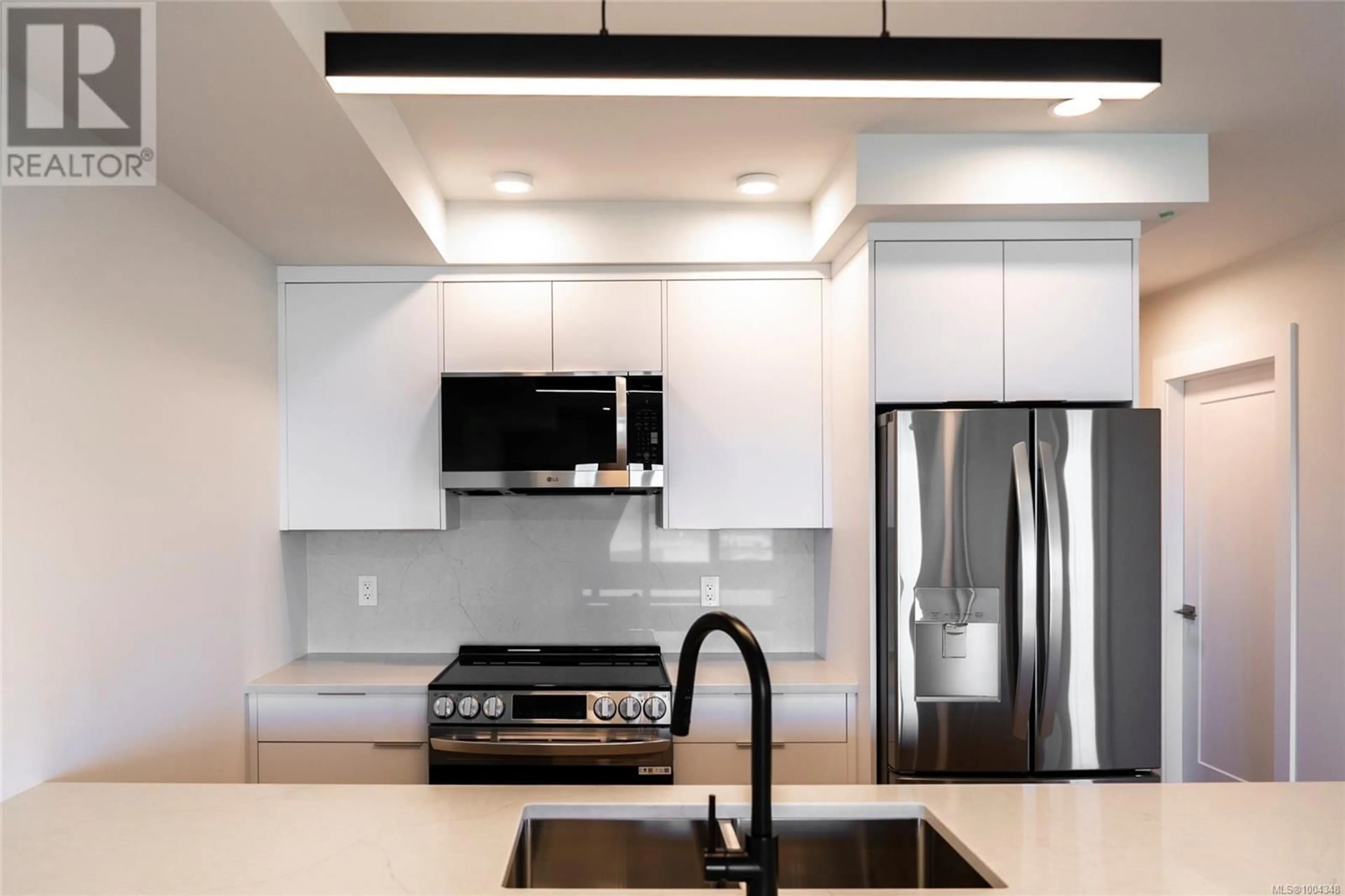 Contemporary kitchen, unknown for 502 - 45 HALIBURTON STREET, Nanaimo British Columbia V9R4V6