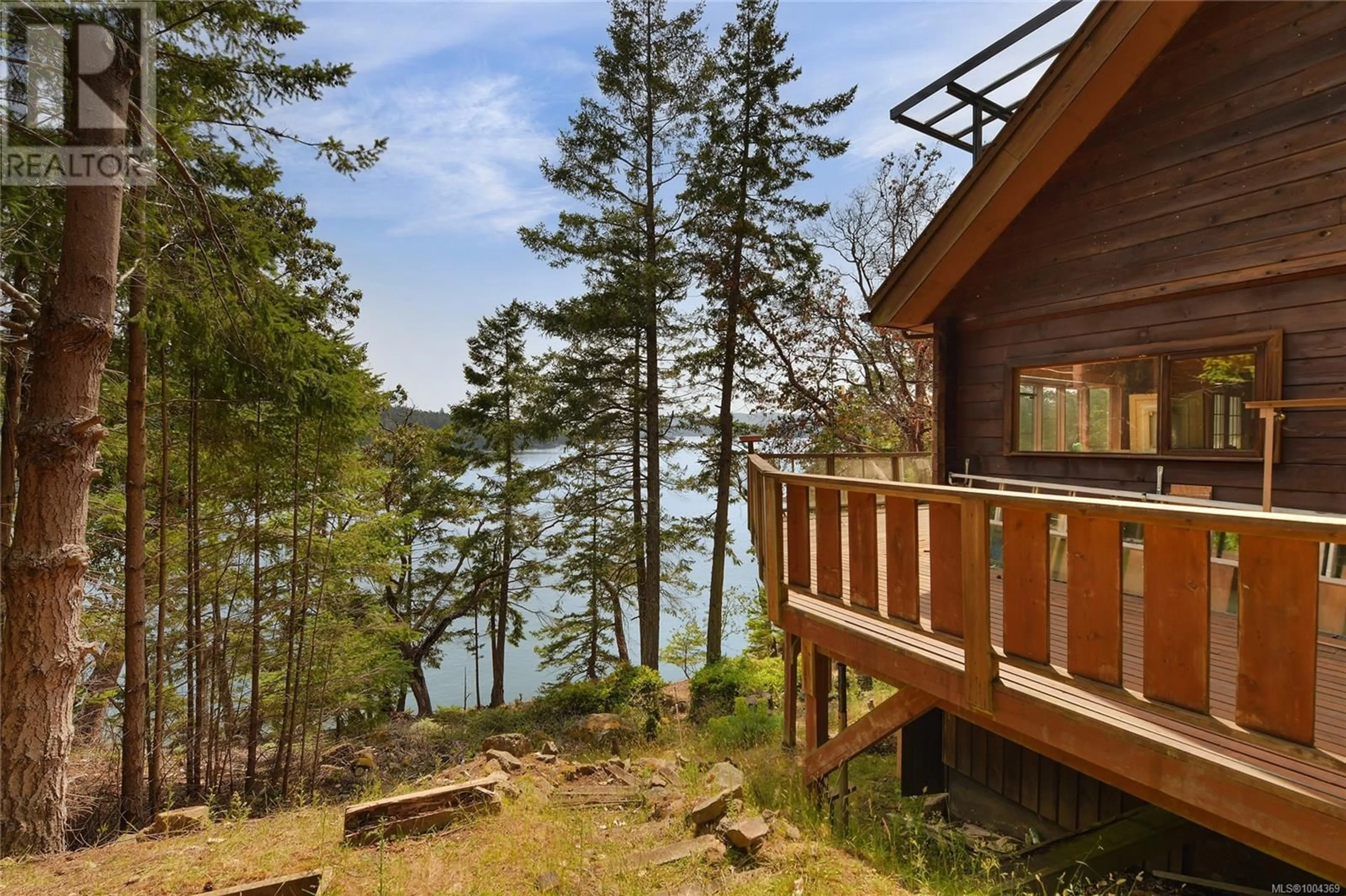 Patio, water/lake/river/ocean view for 330 EAST WEST ROAD, Mayne Island British Columbia V0N2J2