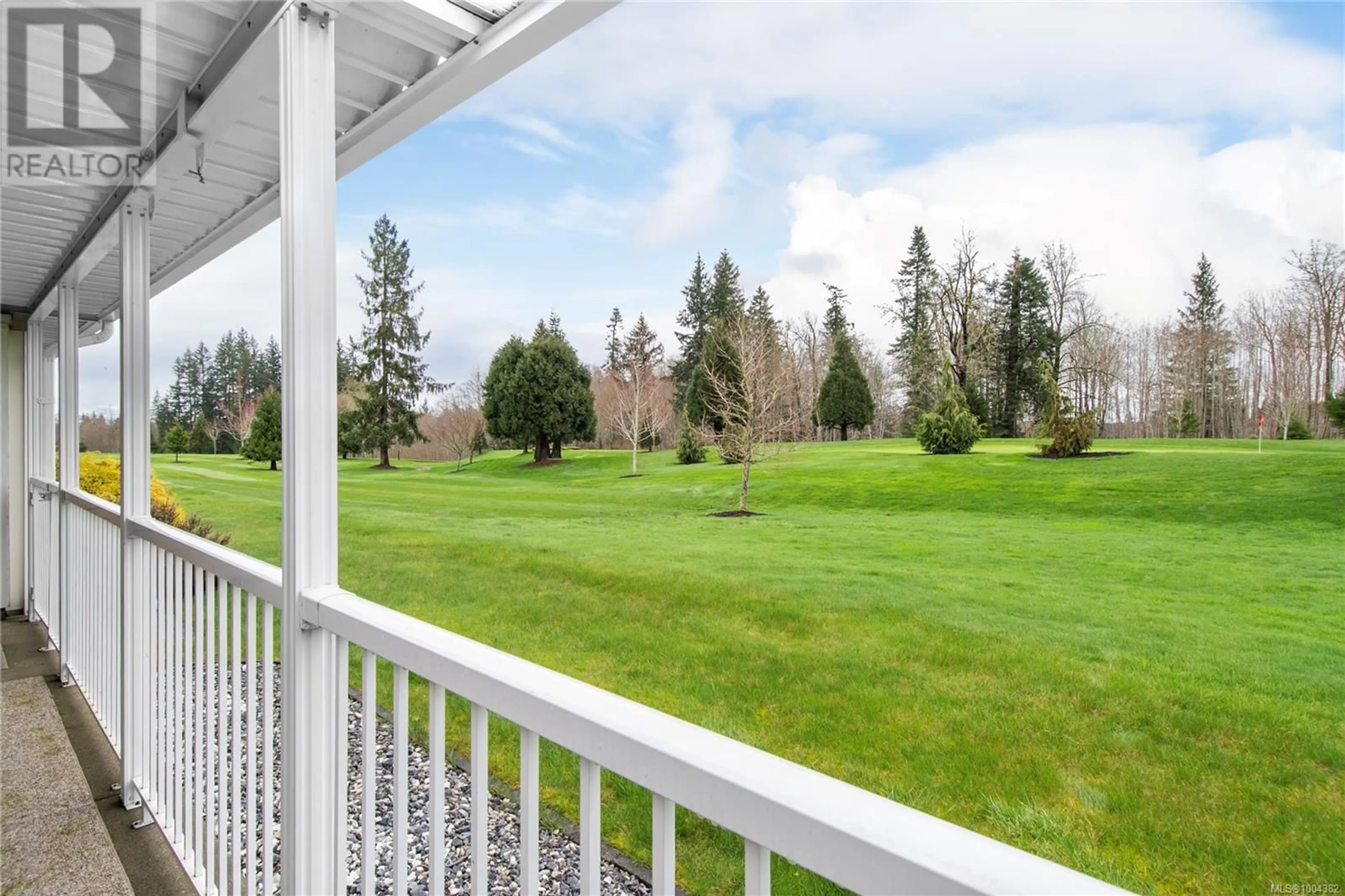 Patio, water/lake/river/ocean view for 66 - 2006 SIERRA DRIVE, Campbell River British Columbia V9H1V6