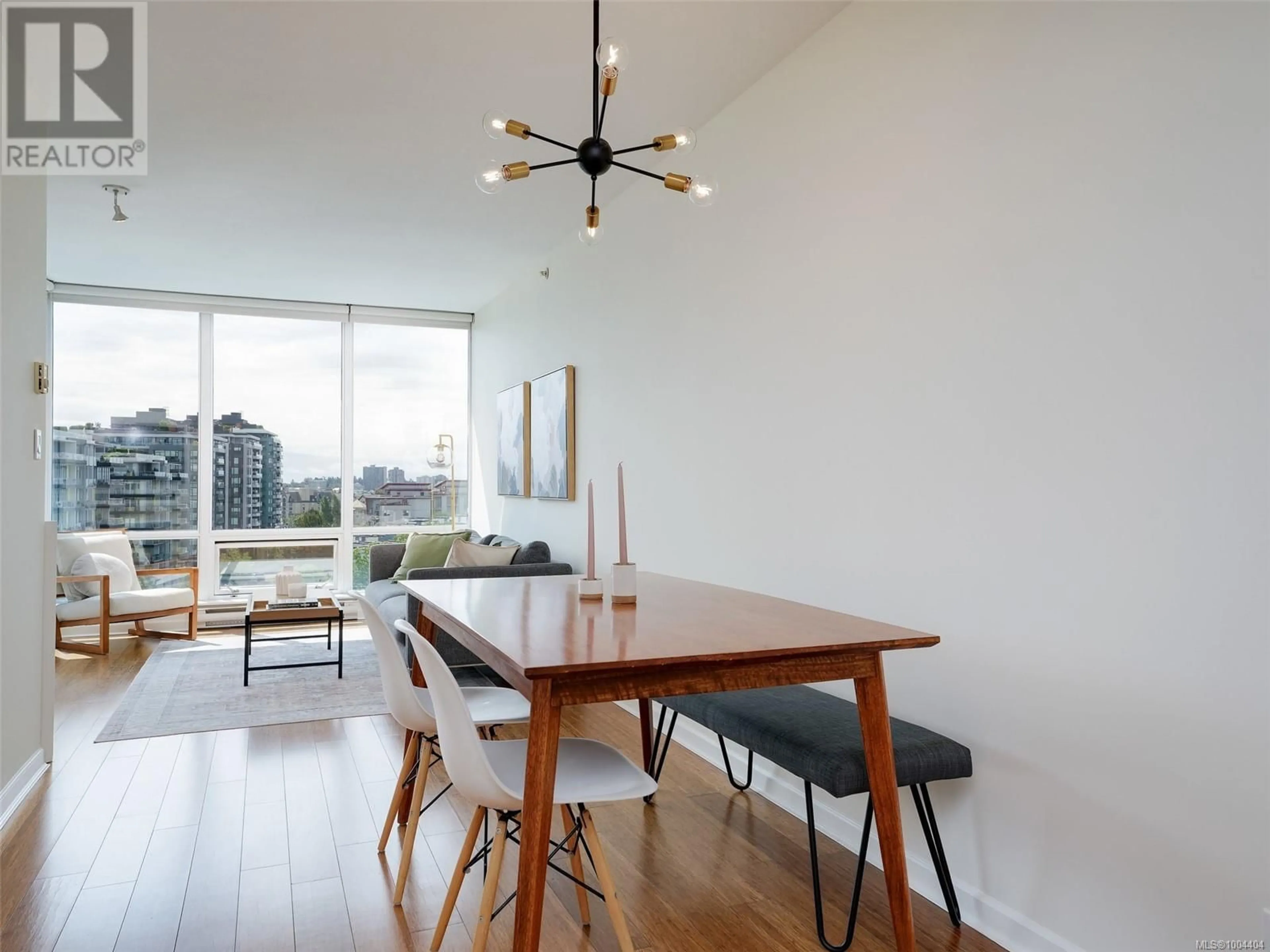 Dining room, wood/laminate floor for 912 - 160 WILSON STREET, Victoria British Columbia V9A7P9