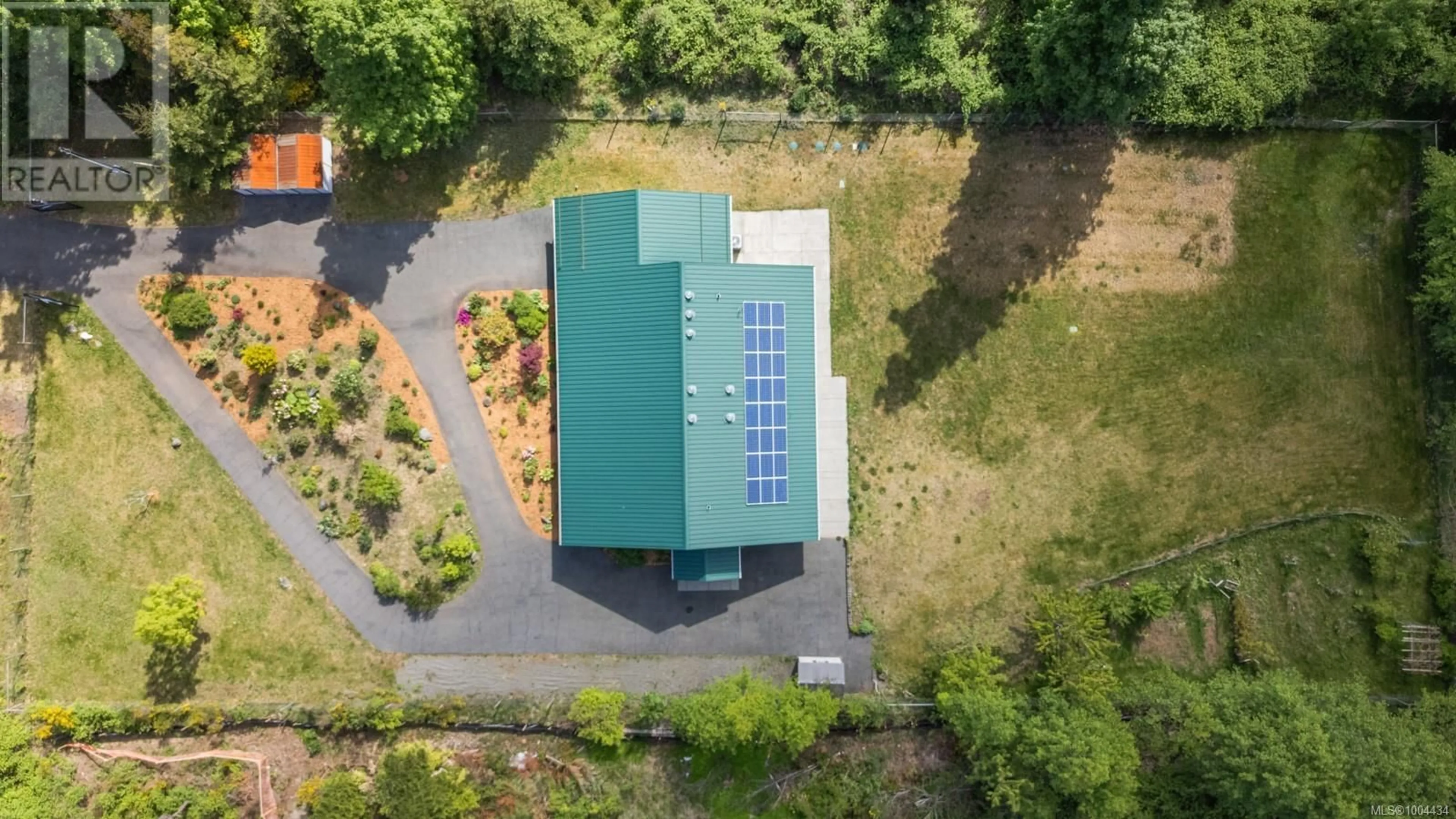 A pic from outside/outdoor area/front of a property/back of a property/a pic from drone, building for 2051 HECTOR ROAD, Comox British Columbia V9M3Y7