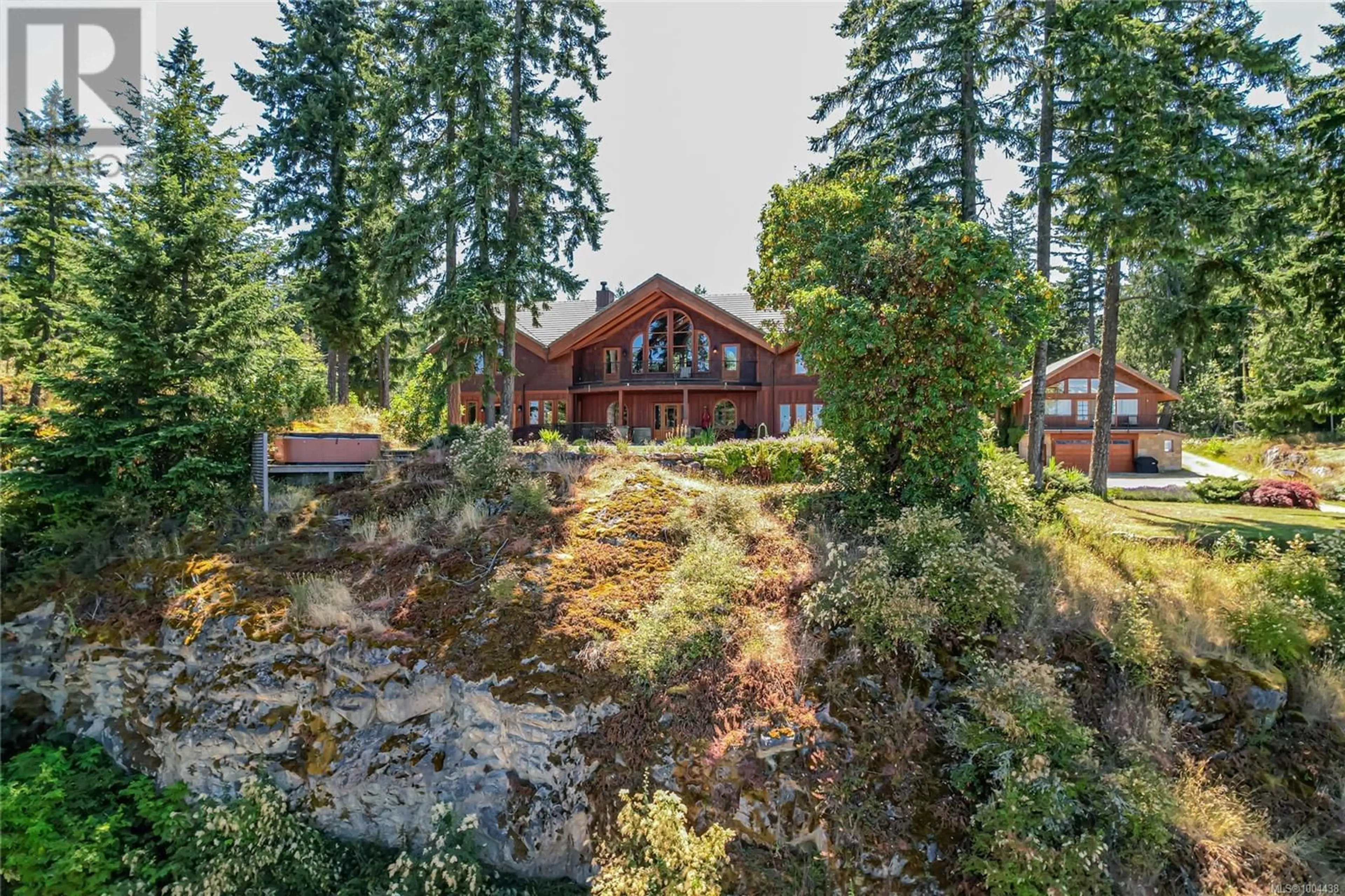 A pic from outside/outdoor area/front of a property/back of a property/a pic from drone, unknown for 412 STEWART ROAD, Salt Spring British Columbia V8K1Y6