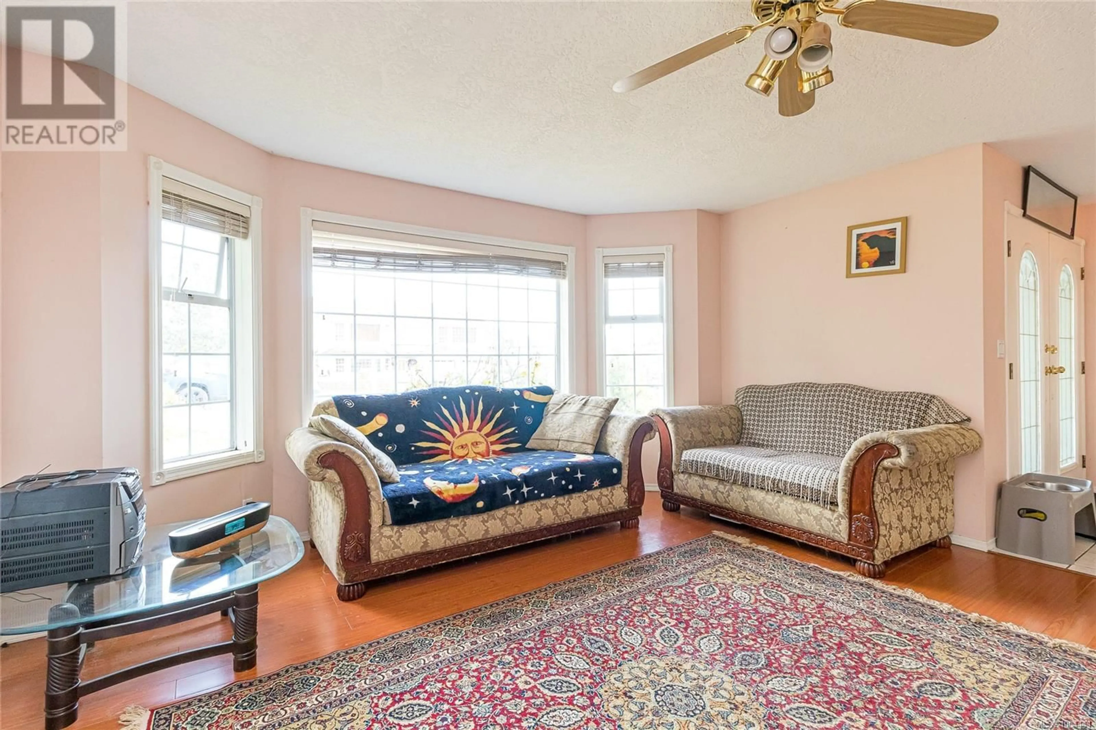 Living room with furniture, unknown for 2312 FRANCIS VIEW DRIVE, View Royal British Columbia V9B6C8