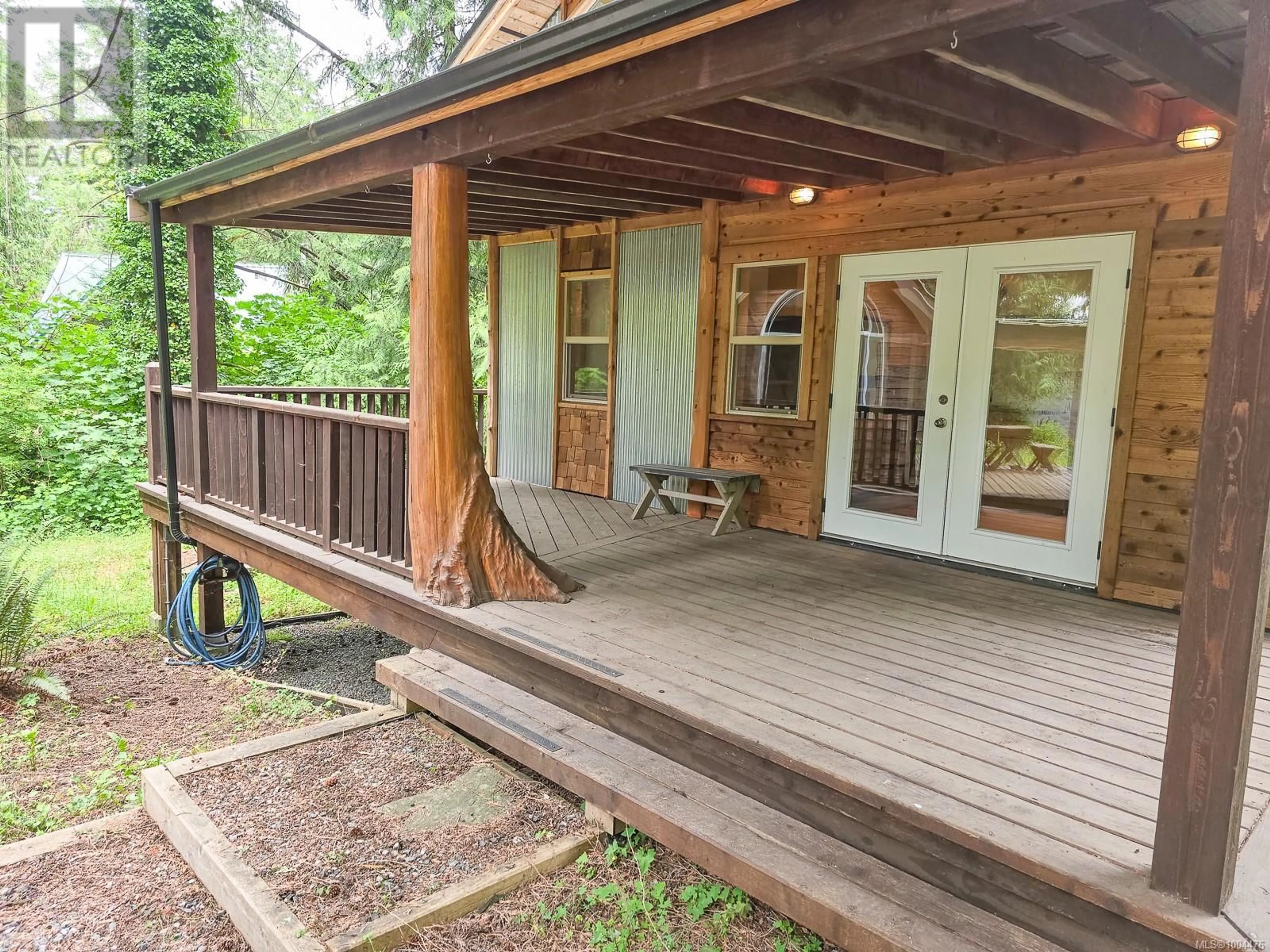 Patio, unknown for 22 CAPTAIN KIDDS TERRACE, Protection Island British Columbia V9R6R1