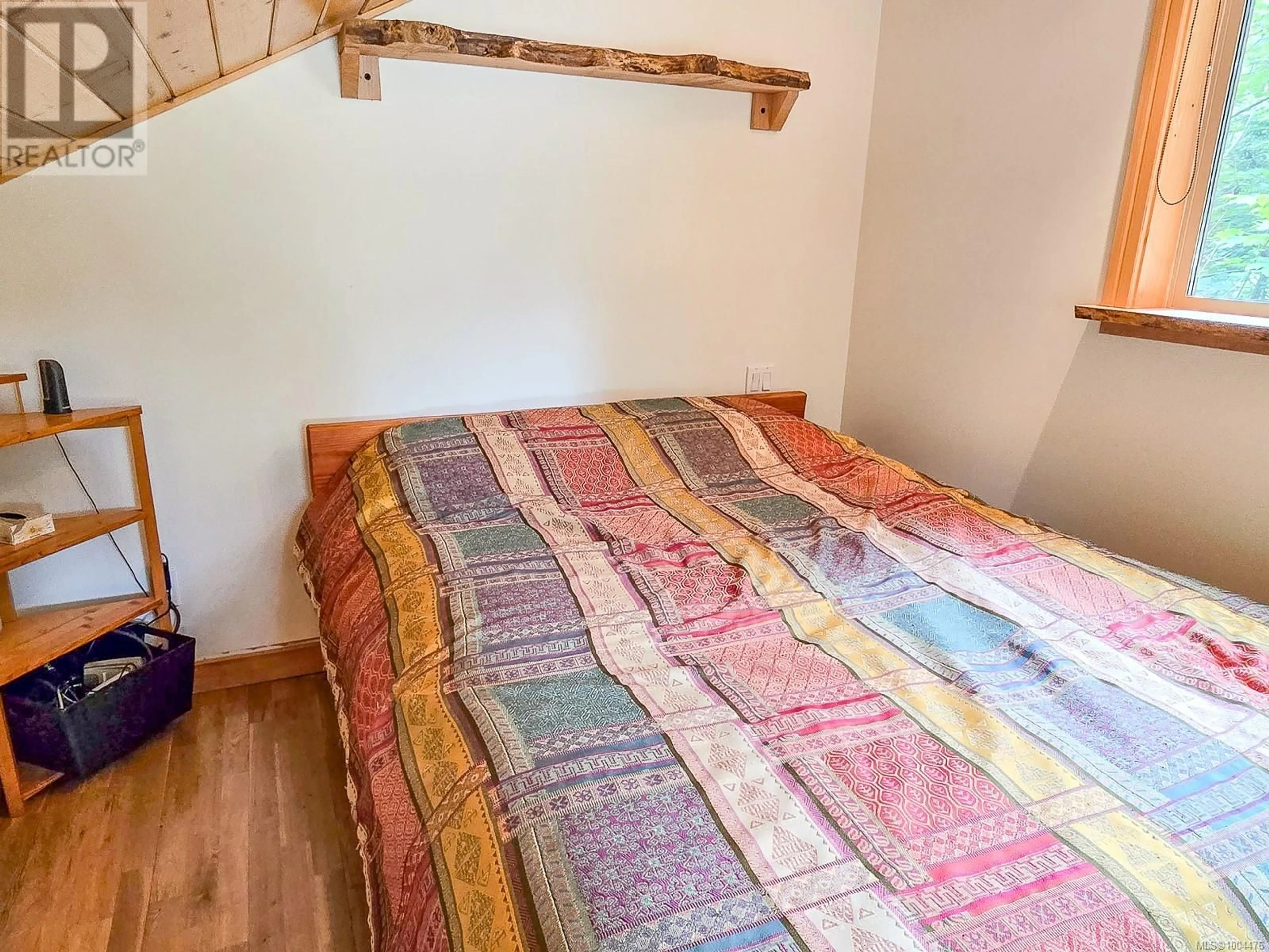 Bedroom with bed, unknown for 22 CAPTAIN KIDDS TERRACE, Protection Island British Columbia V9R6R1