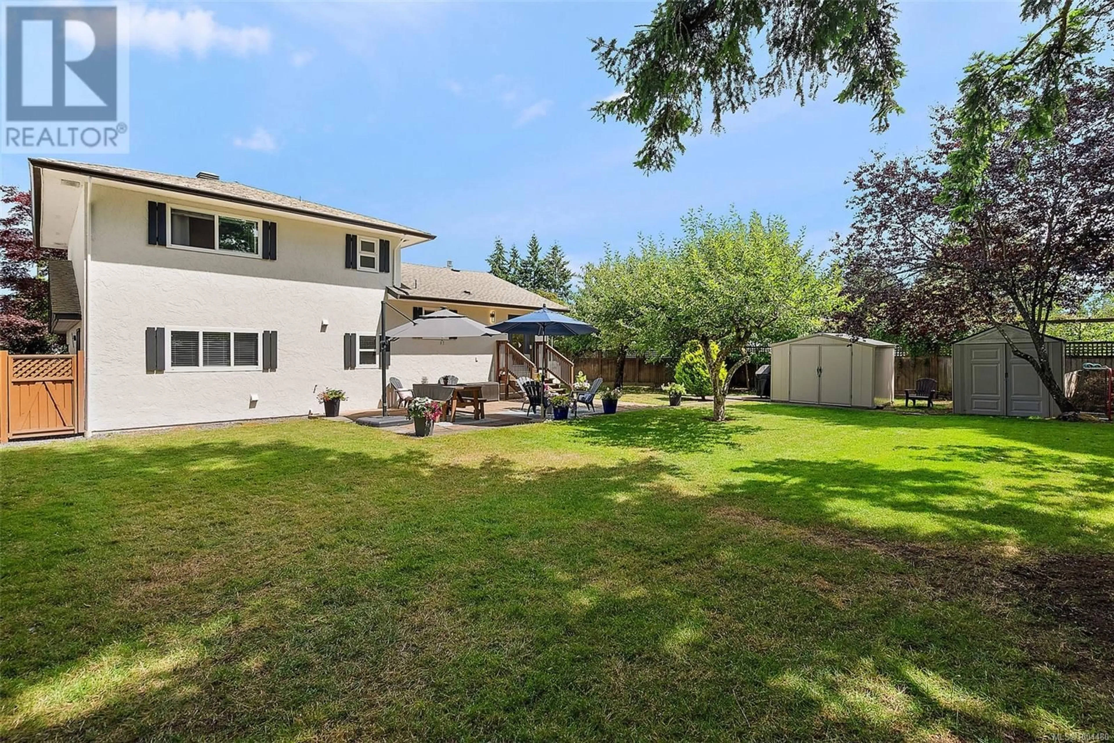 Patio, unknown for 1235 MARCHANT ROAD, Central Saanich British Columbia V8M1G4