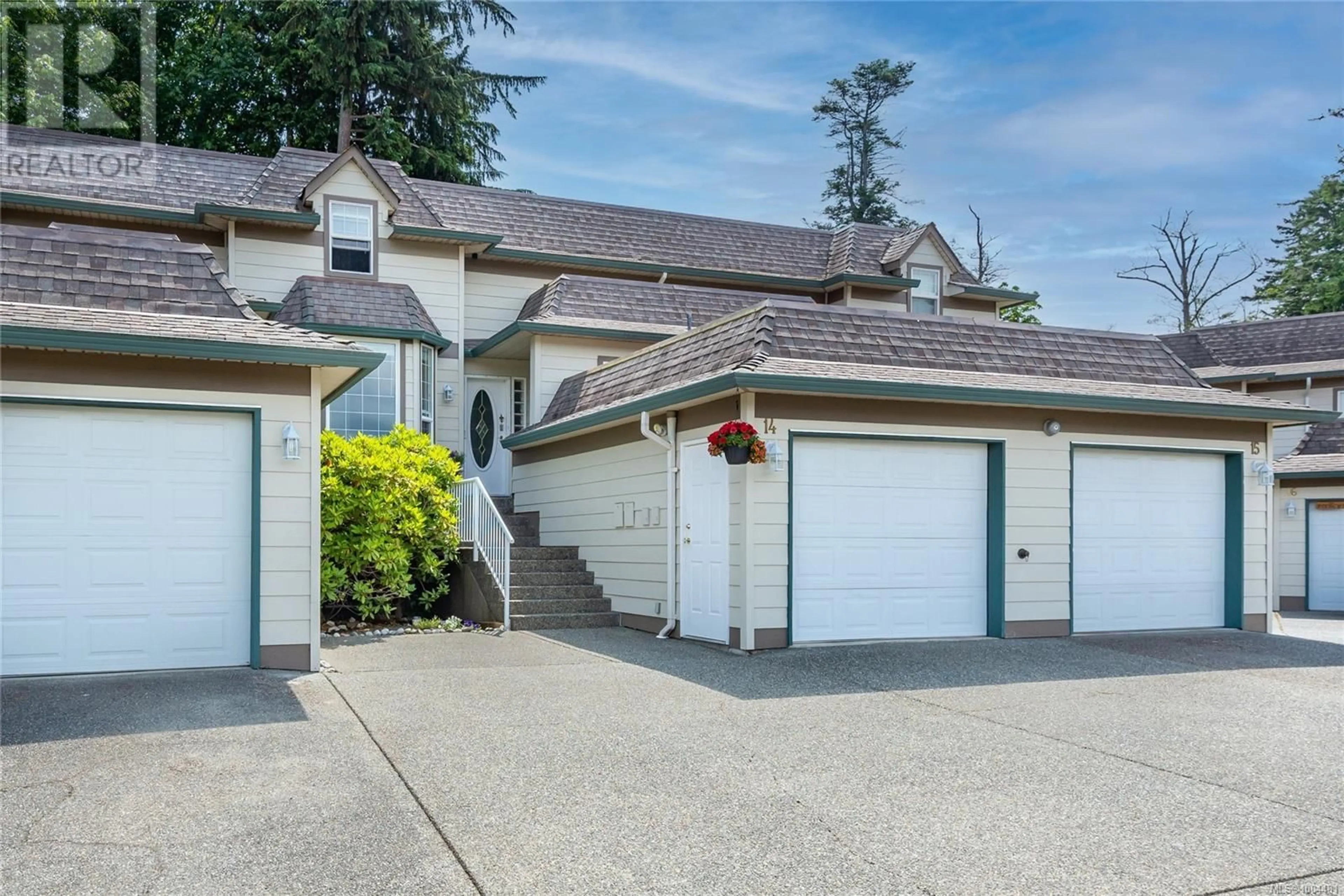 Home with vinyl exterior material, street for 14 - 391 ERICKSON ROAD, Campbell River British Columbia V9W1S8