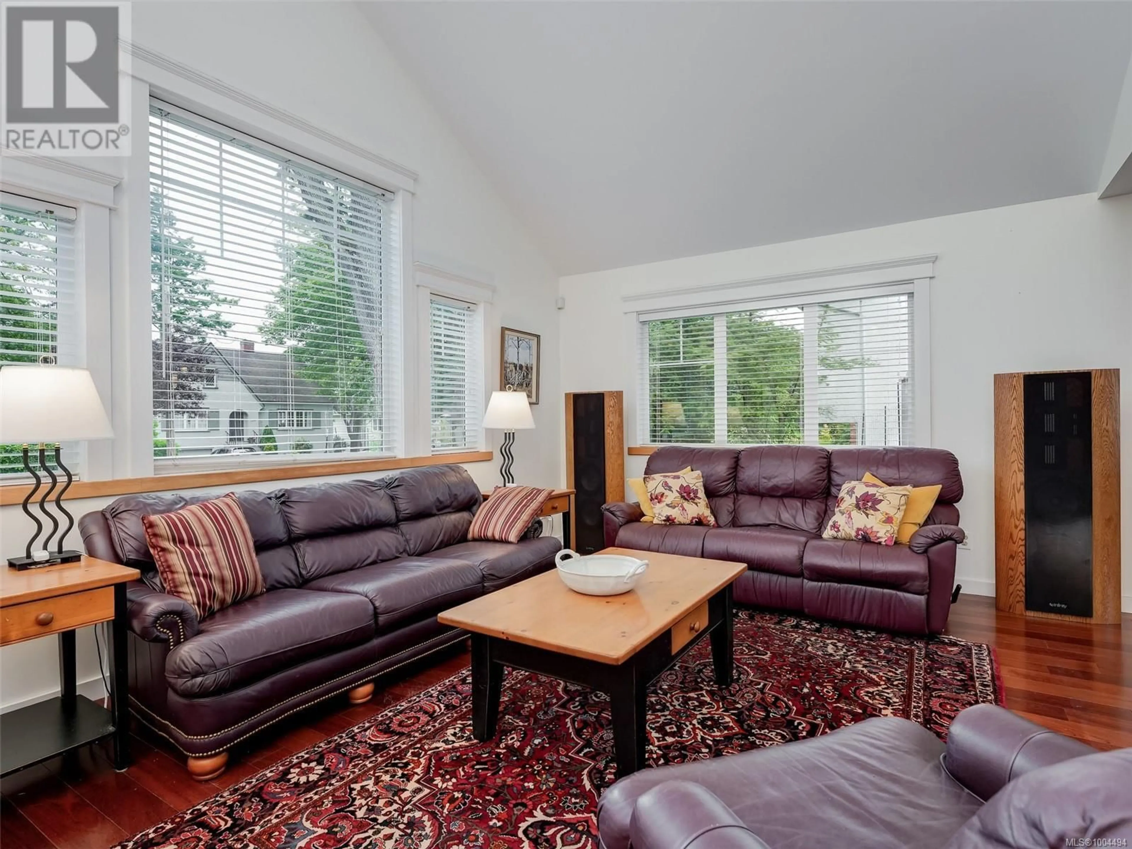Living room with furniture, unknown for 1464 ST. PATRICK STREET, Oak Bay British Columbia V8S4Y4