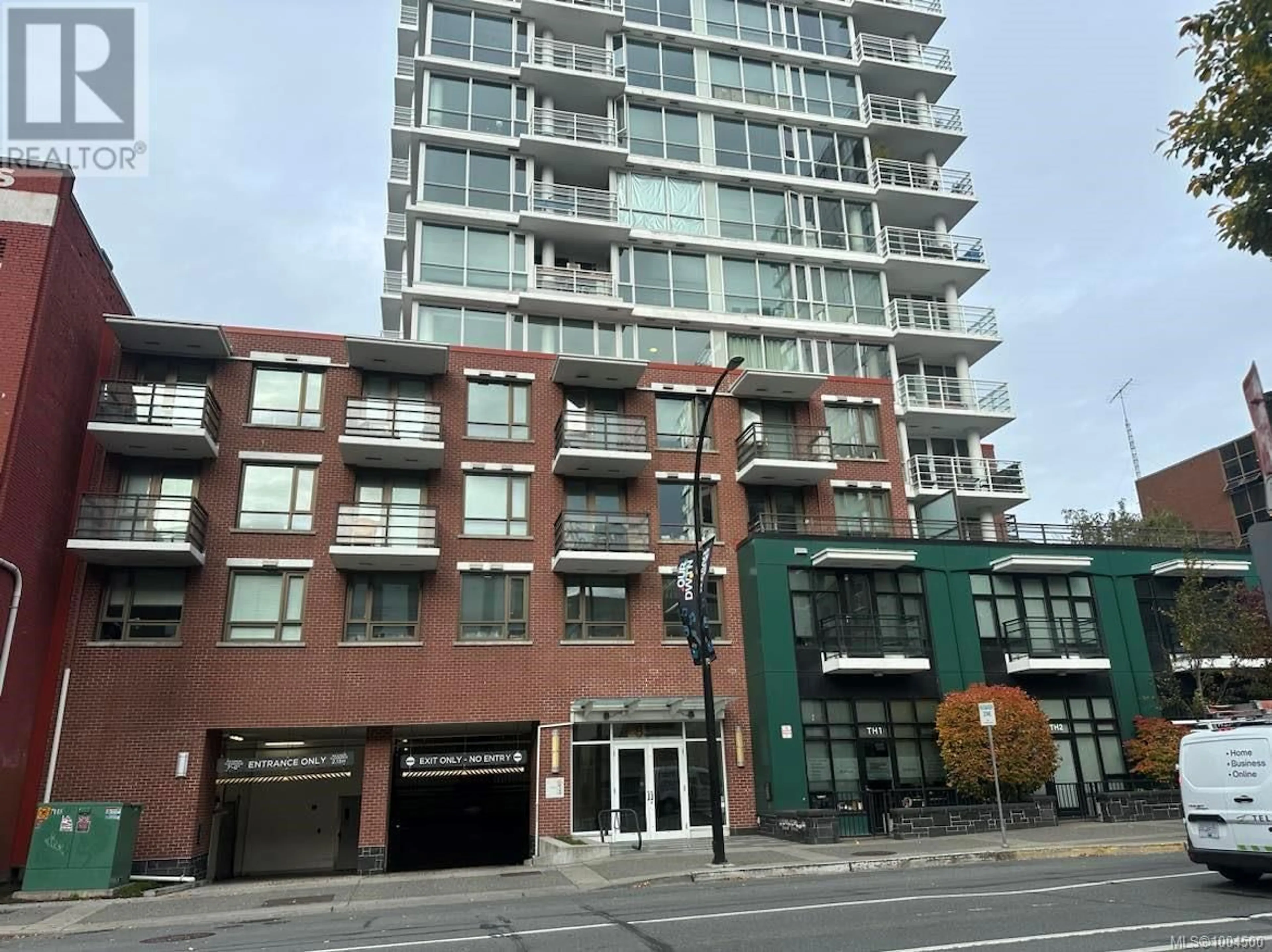 Unknown for 704 - 834 JOHNSON STREET, Victoria British Columbia V8W1N3