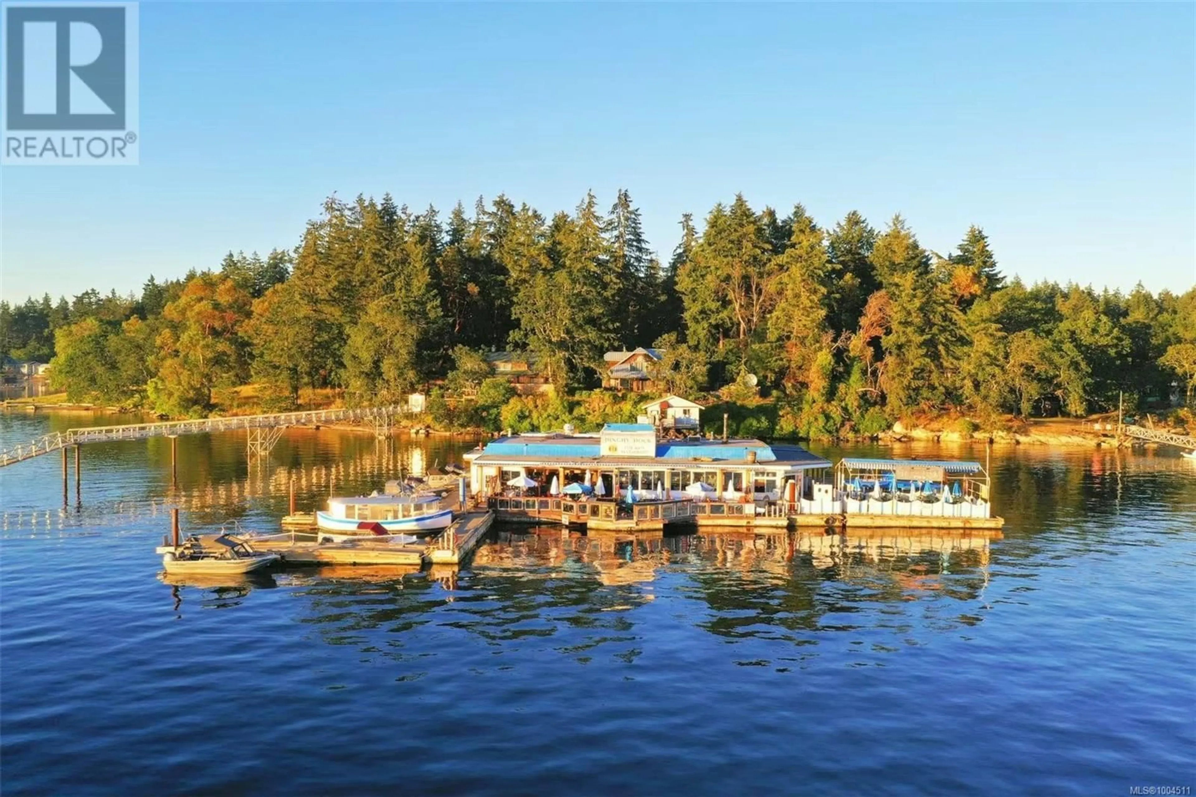 Patio, water/lake/river/ocean view for 8 PIRATES LANE, Protection Island British Columbia V9R6R1