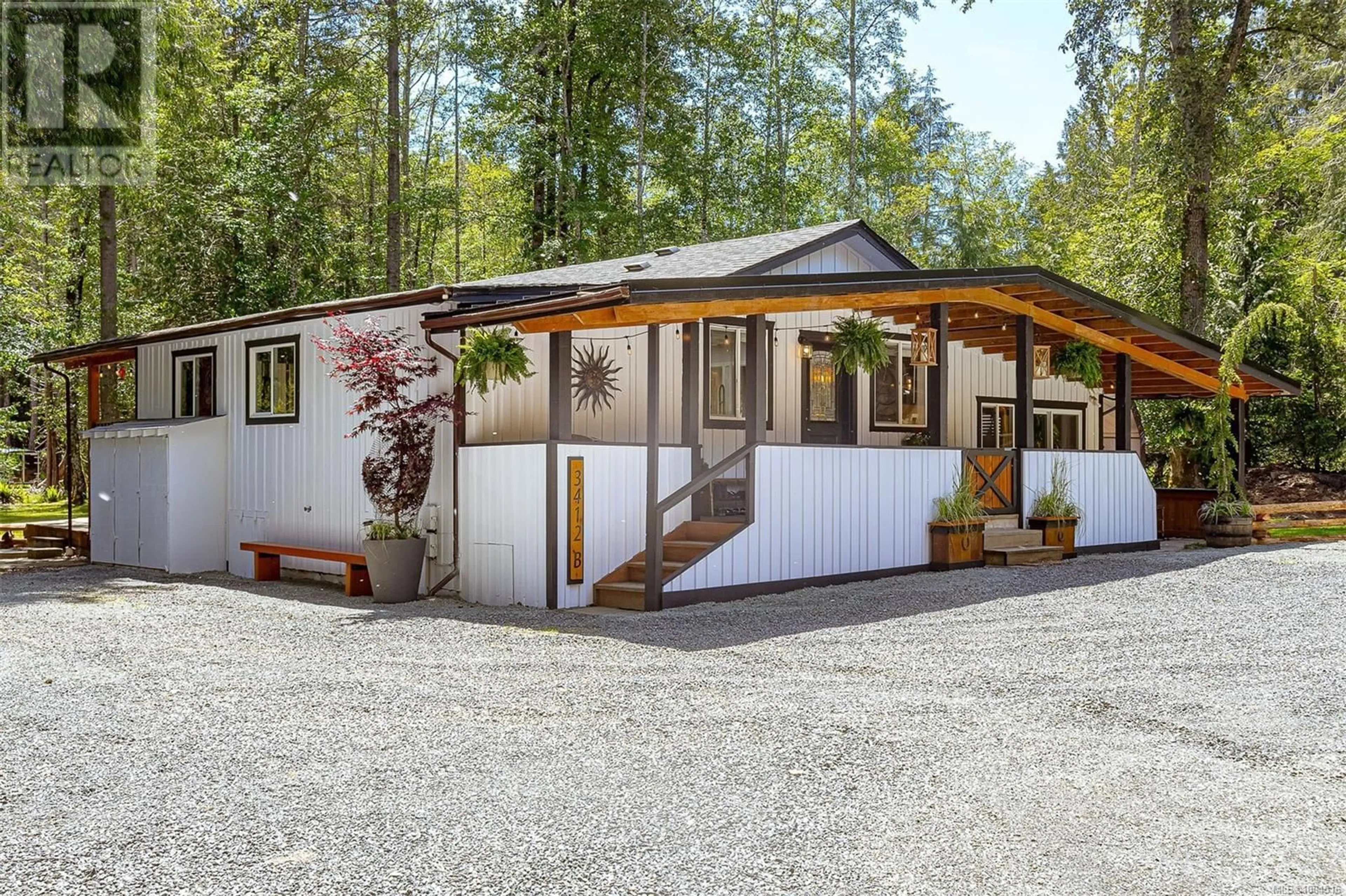 Home with vinyl exterior material, unknown for 3412 OTTER POINT ROAD, Sooke British Columbia V9Z0J9