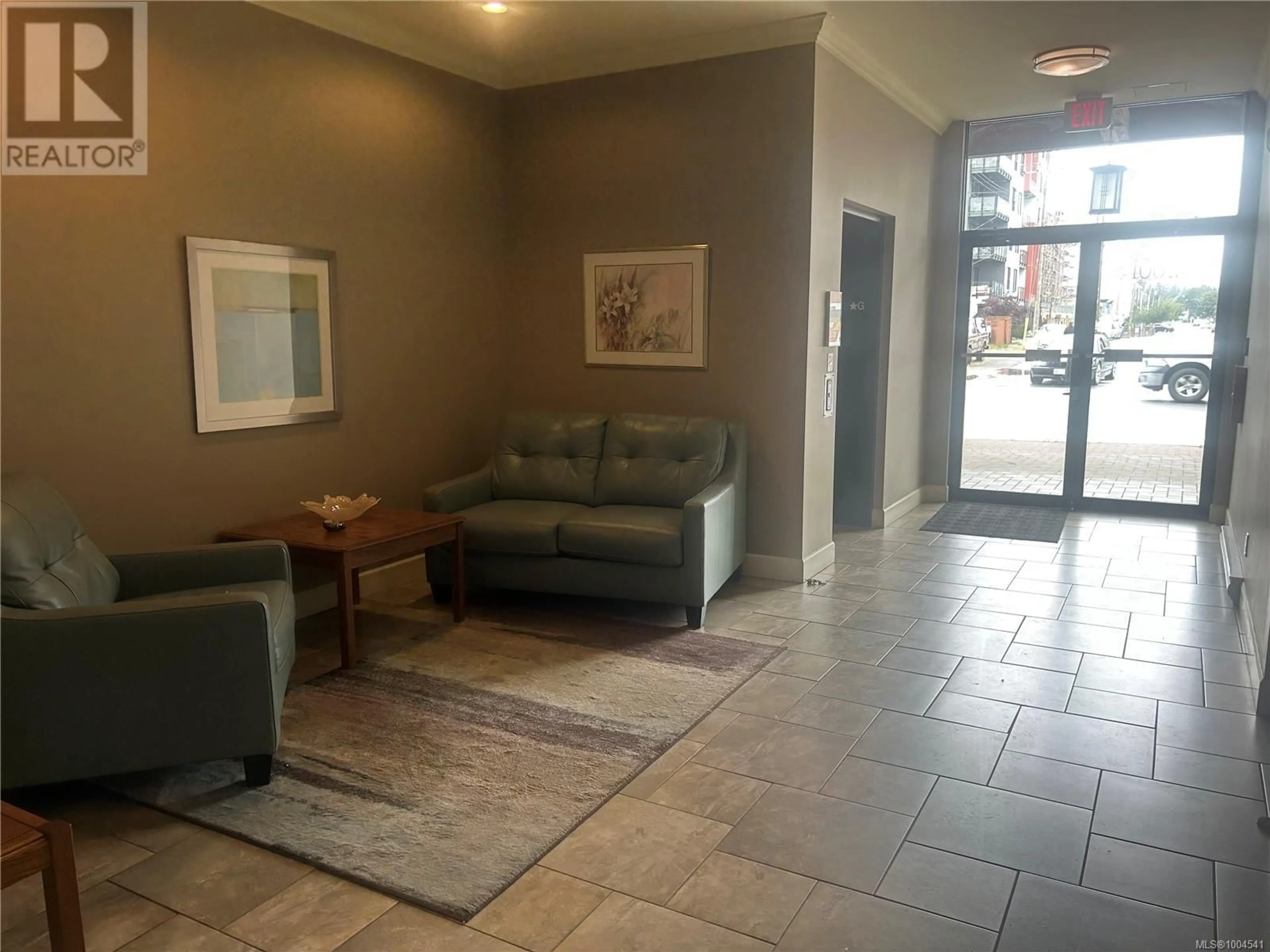 Lobby for 203 - 2881 PEATT ROAD, Langford British Columbia V9B3V7