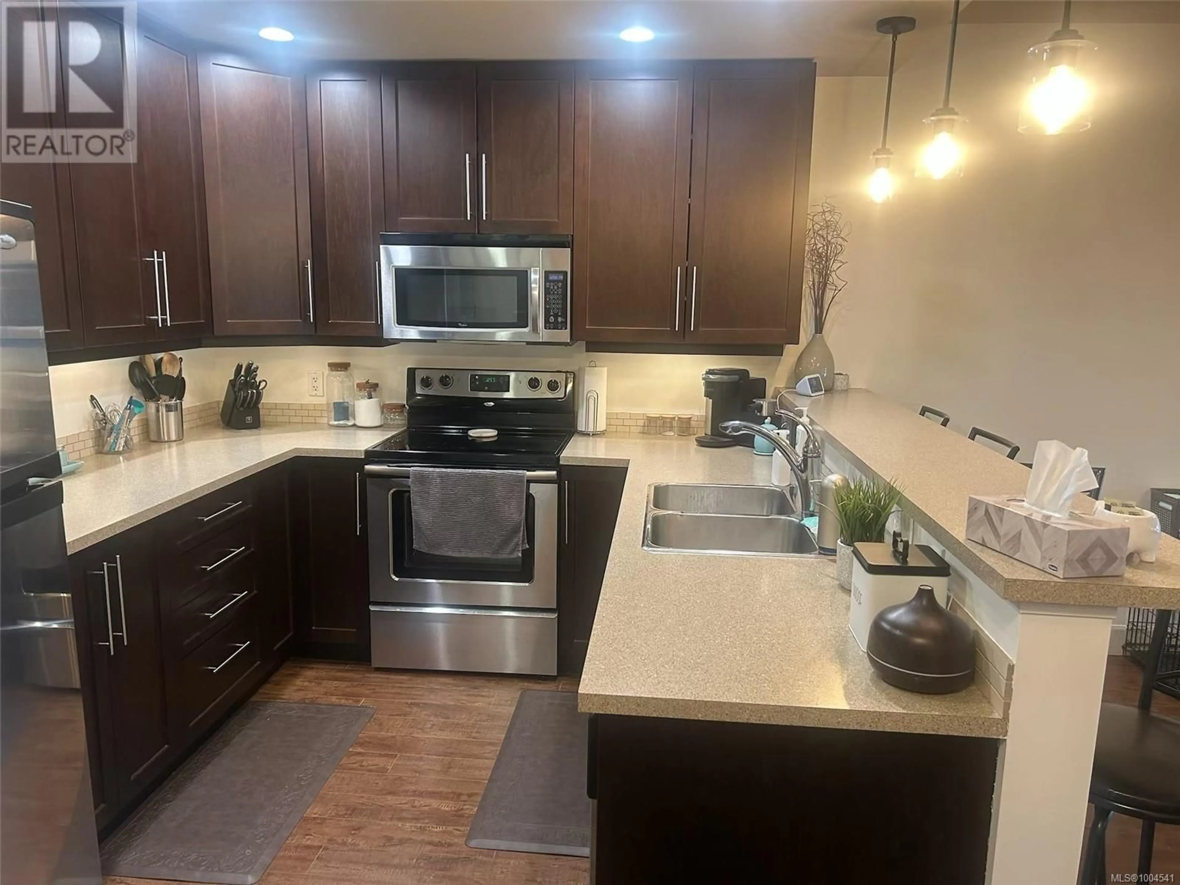 Unknown for 203 - 2881 PEATT ROAD, Langford British Columbia V9B3V7