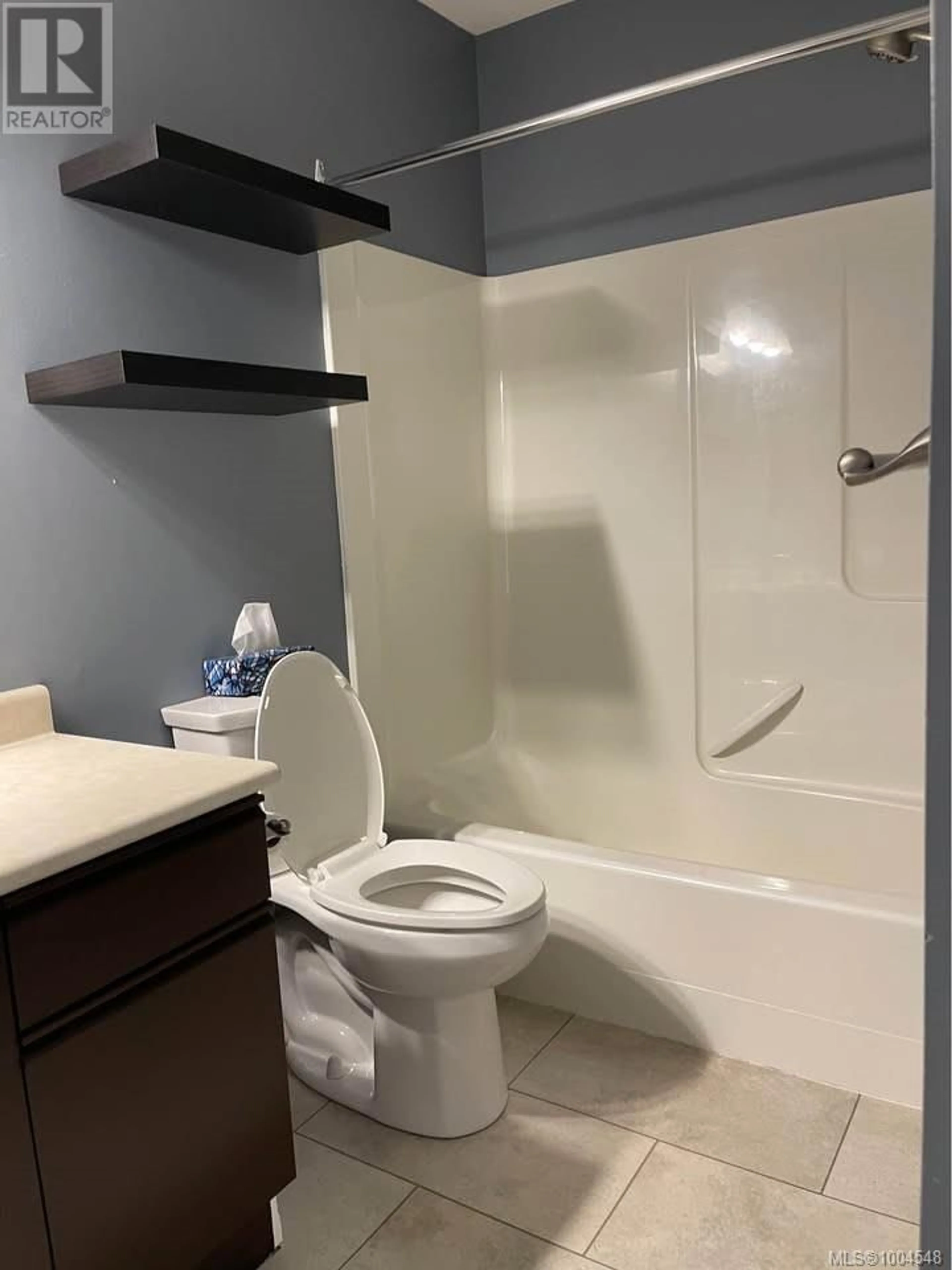 Standard bathroom, unknown for 4A - 1350 CREEKSIDE WAY, Campbell River British Columbia V9W8A9
