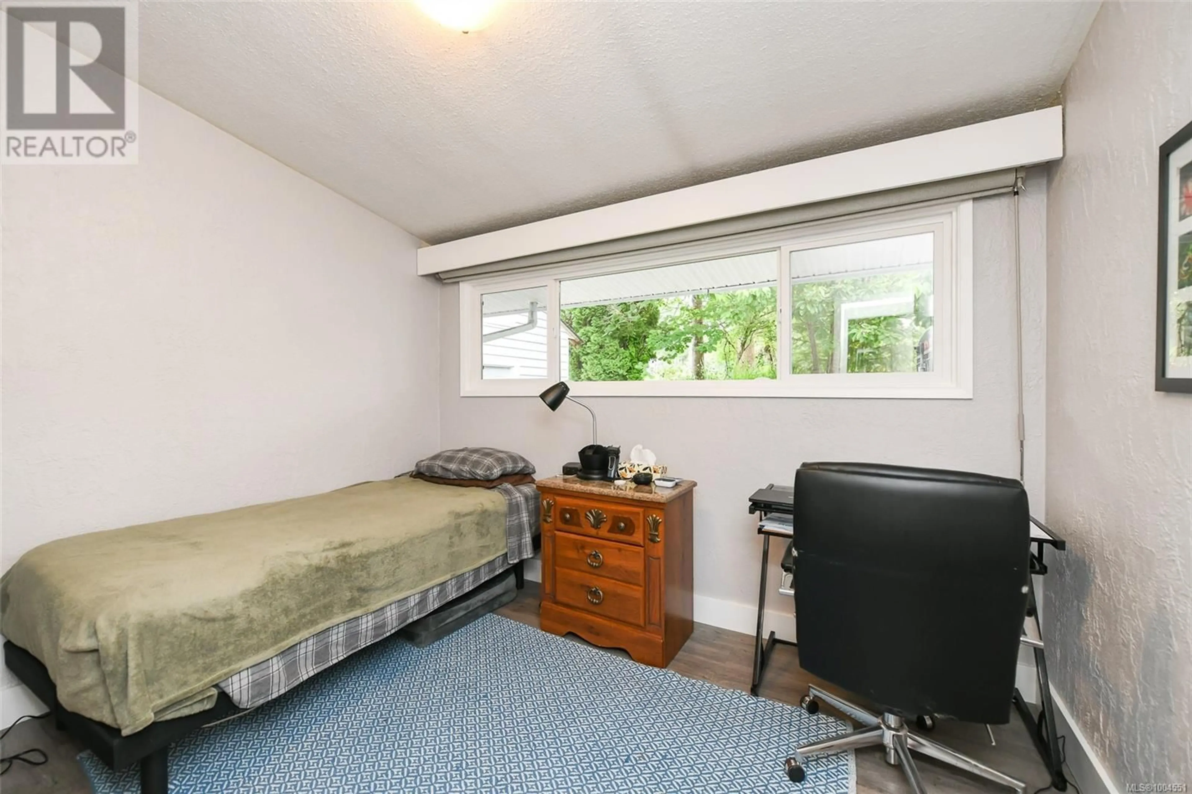A pic of a room for 4740 ISLAND HIGHWAY NORTH, Courtenay British Columbia V9N5Y7