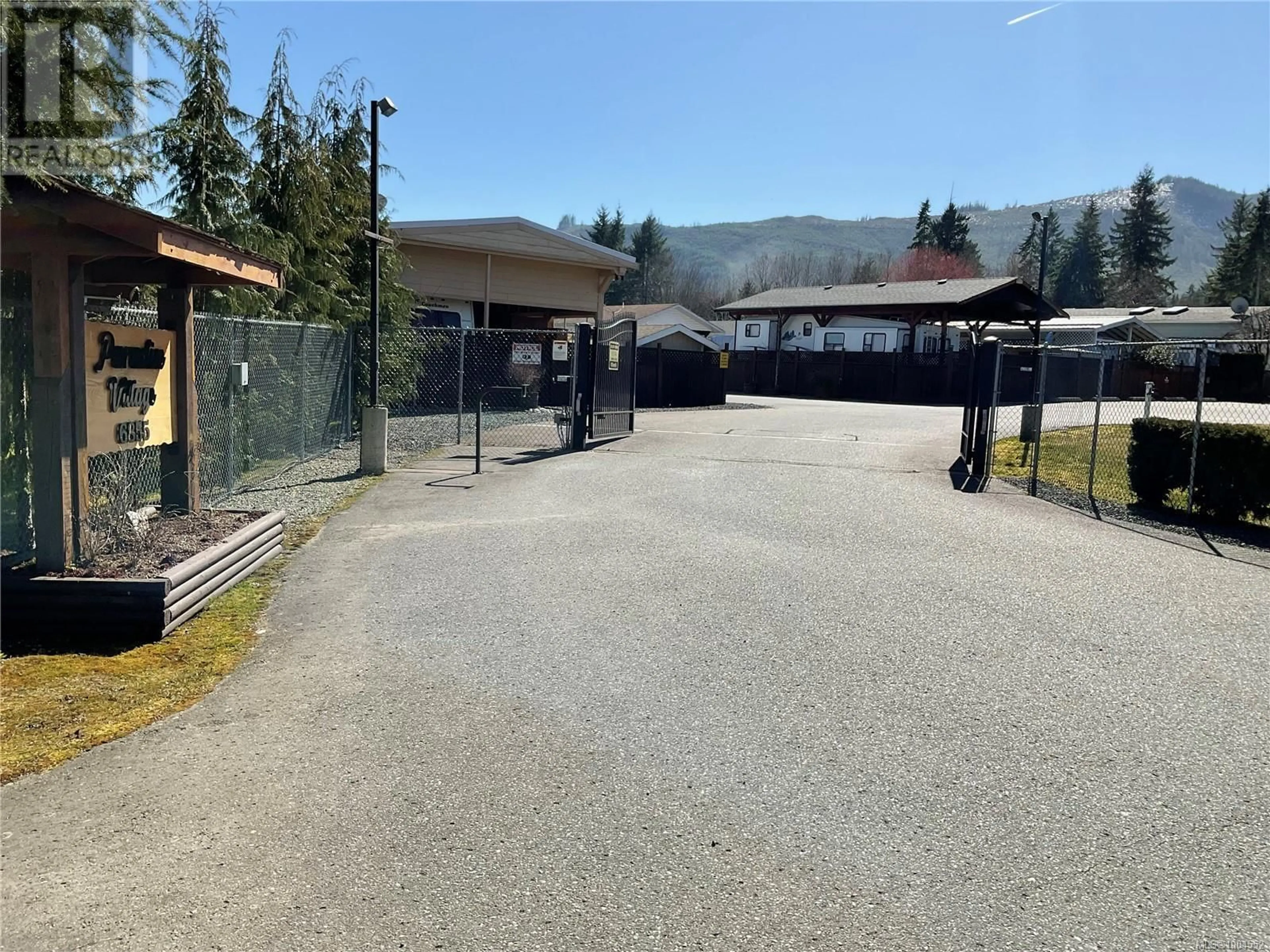 Unknown for 4 - 6855 PARK AVENUE, Honeymoon Bay British Columbia V0R1Y0