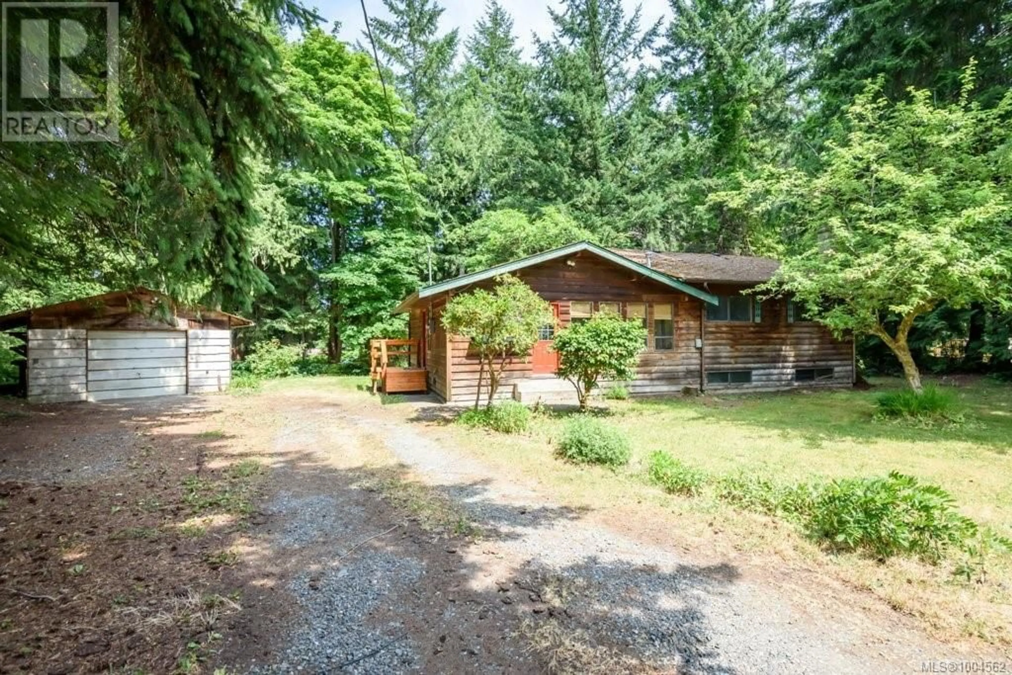 A pic from outside/outdoor area/front of a property/back of a property/a pic from drone, forest/trees view for 170 MICHAEL PLACE, Fanny Bay British Columbia V0R1W0