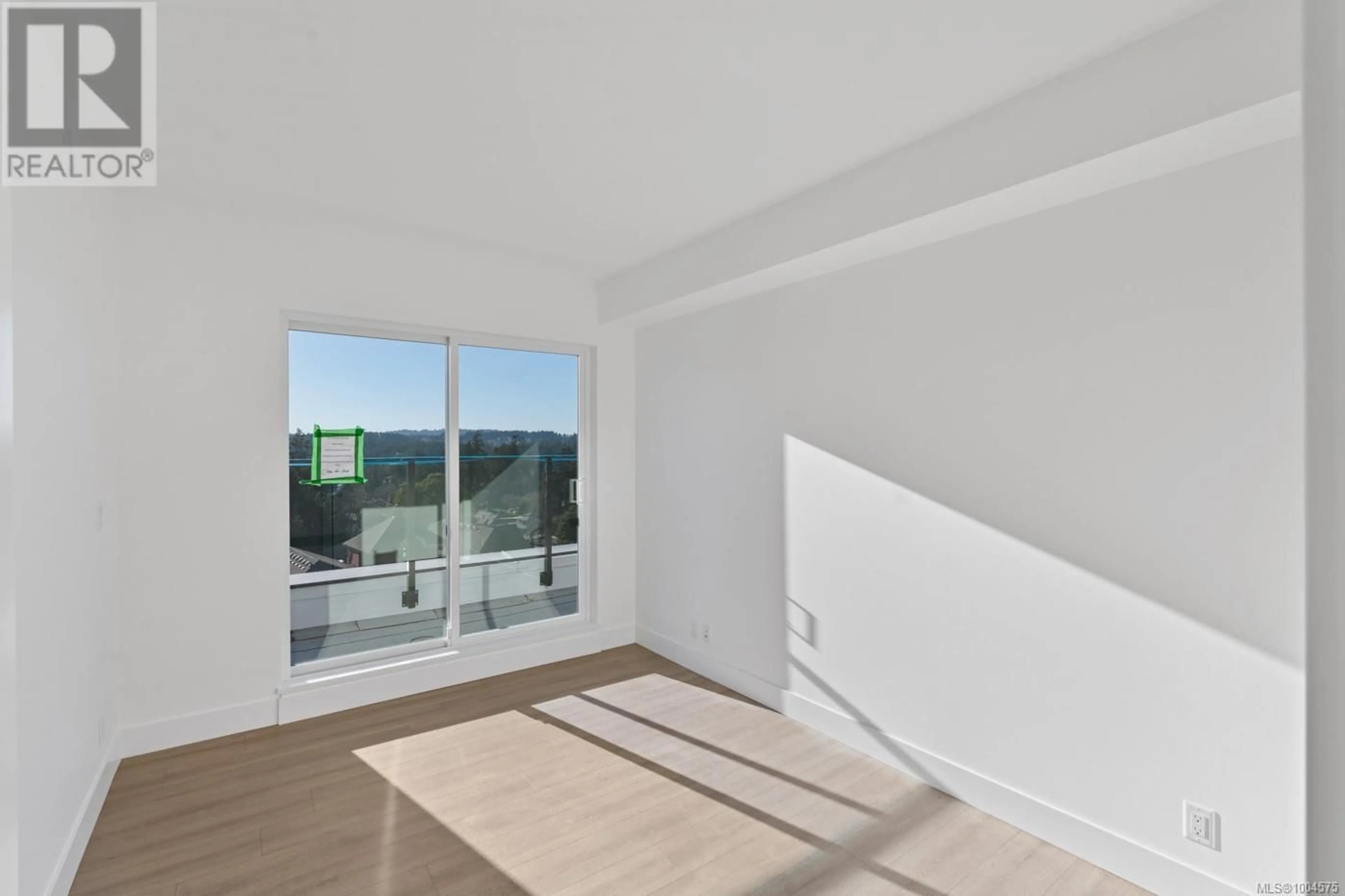 A pic of a room for 309 - 258 HELMCKEN ROAD, View Royal British Columbia V9B1S8