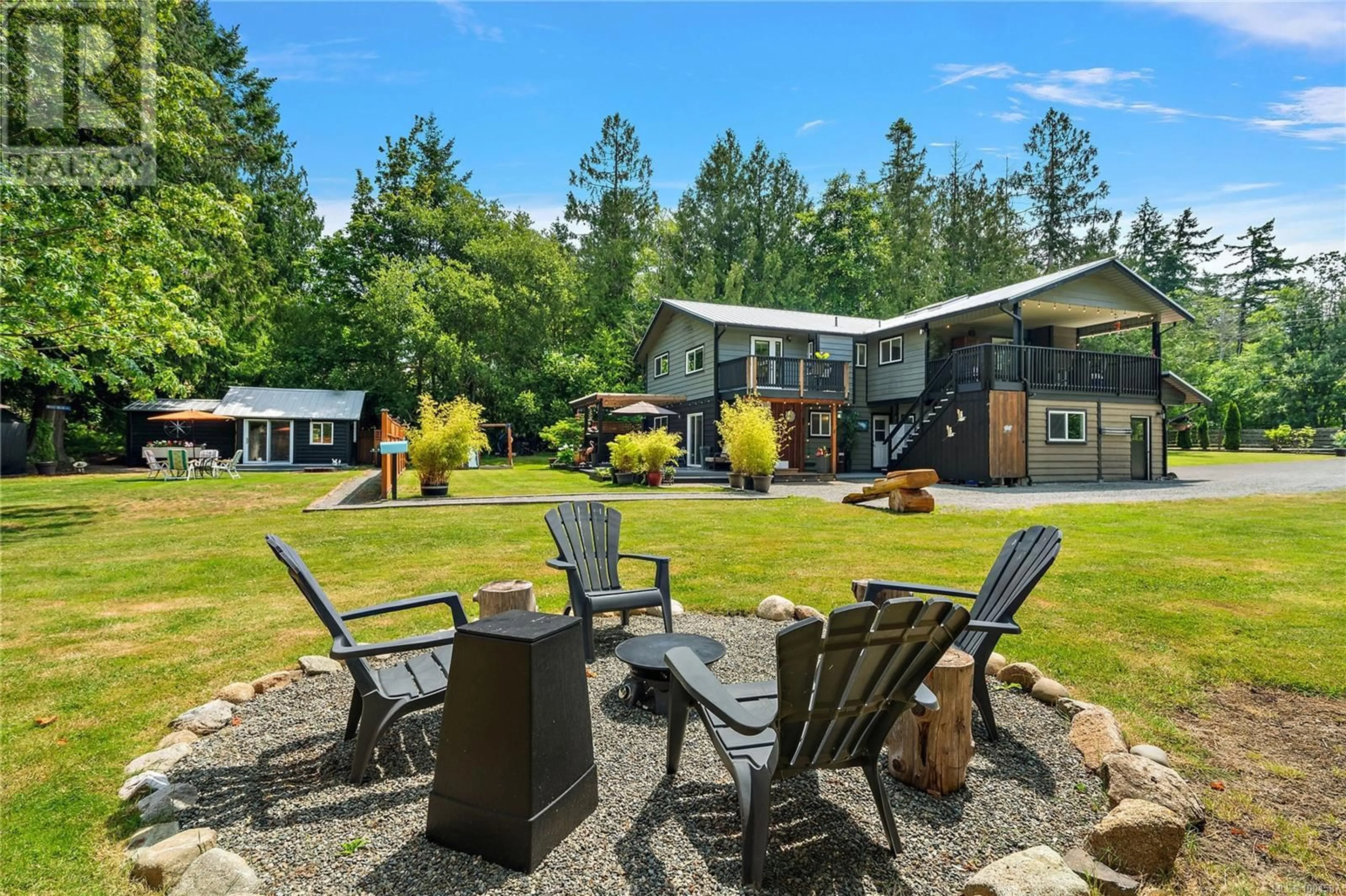 Patio, water/lake/river/ocean view for 870 WOODCREEK DRIVE, North Saanich British Columbia V8L4R4