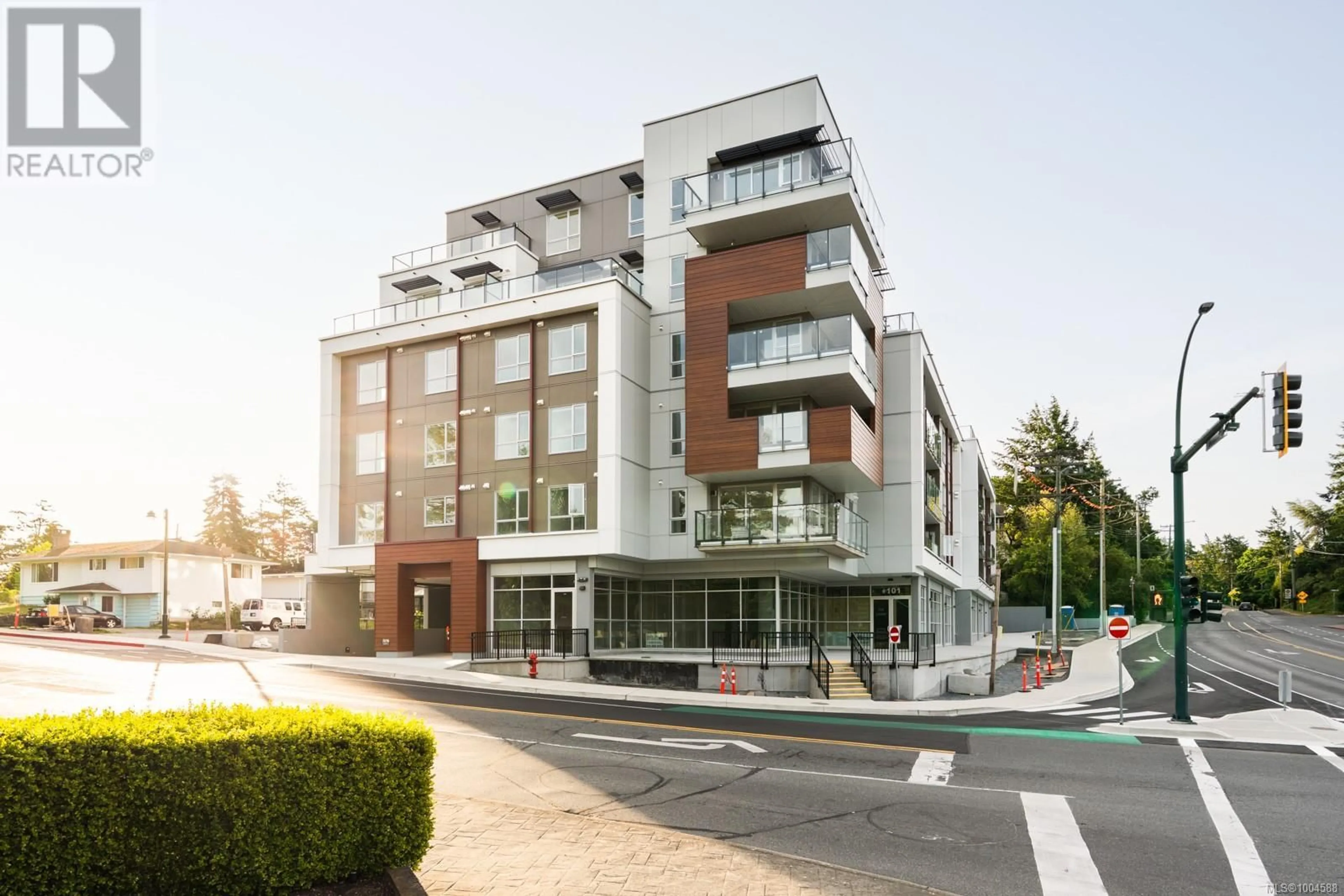 Unknown for 404 - 258 HELMCKEN ROAD, View Royal British Columbia V9B1S8