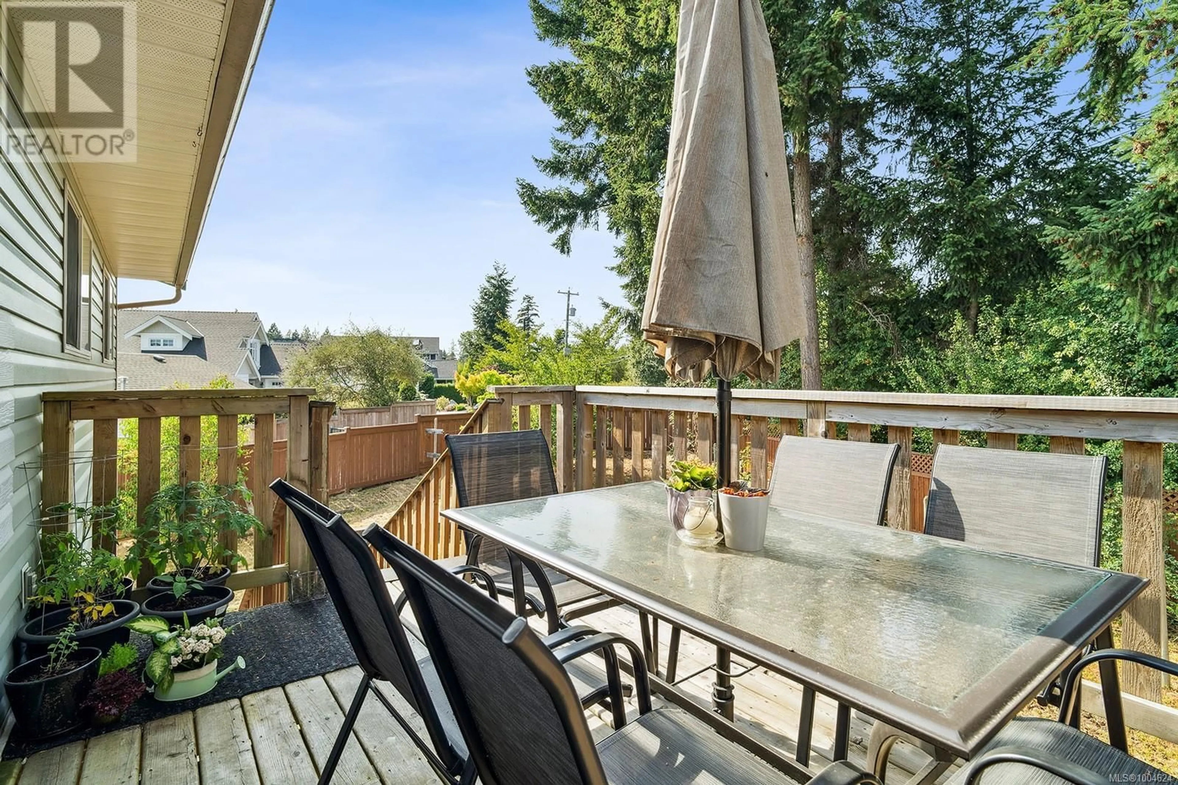 Patio, unknown for 358 CLARKSON PLACE, Parksville British Columbia V9P2V8