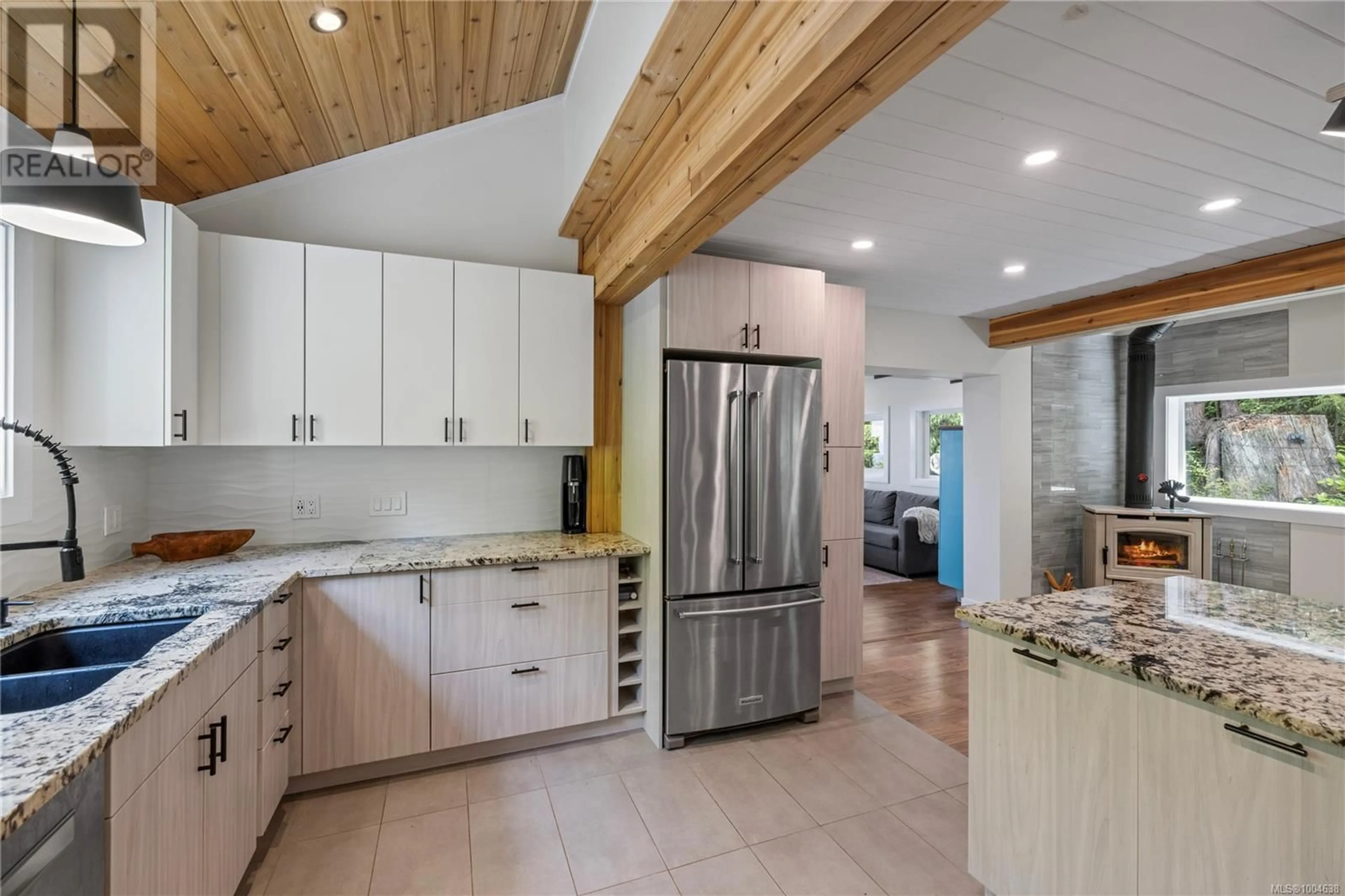 Unknown for 1870 WALLACE WOOD WAY, Qualicum Beach British Columbia V9K2L6