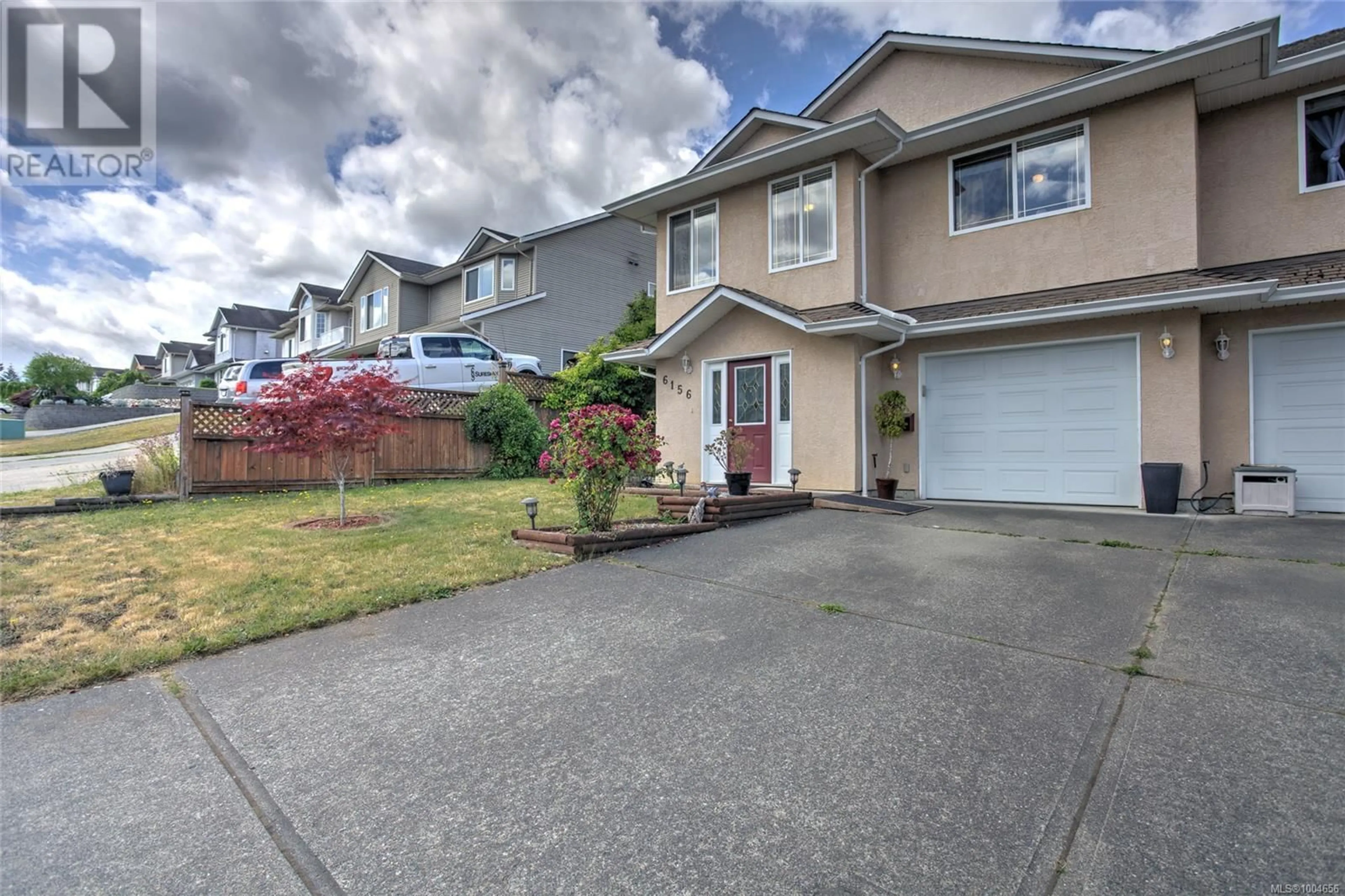 Home with vinyl exterior material, street for 6156 PINNACLE ROAD, Duncan British Columbia V9L6X8