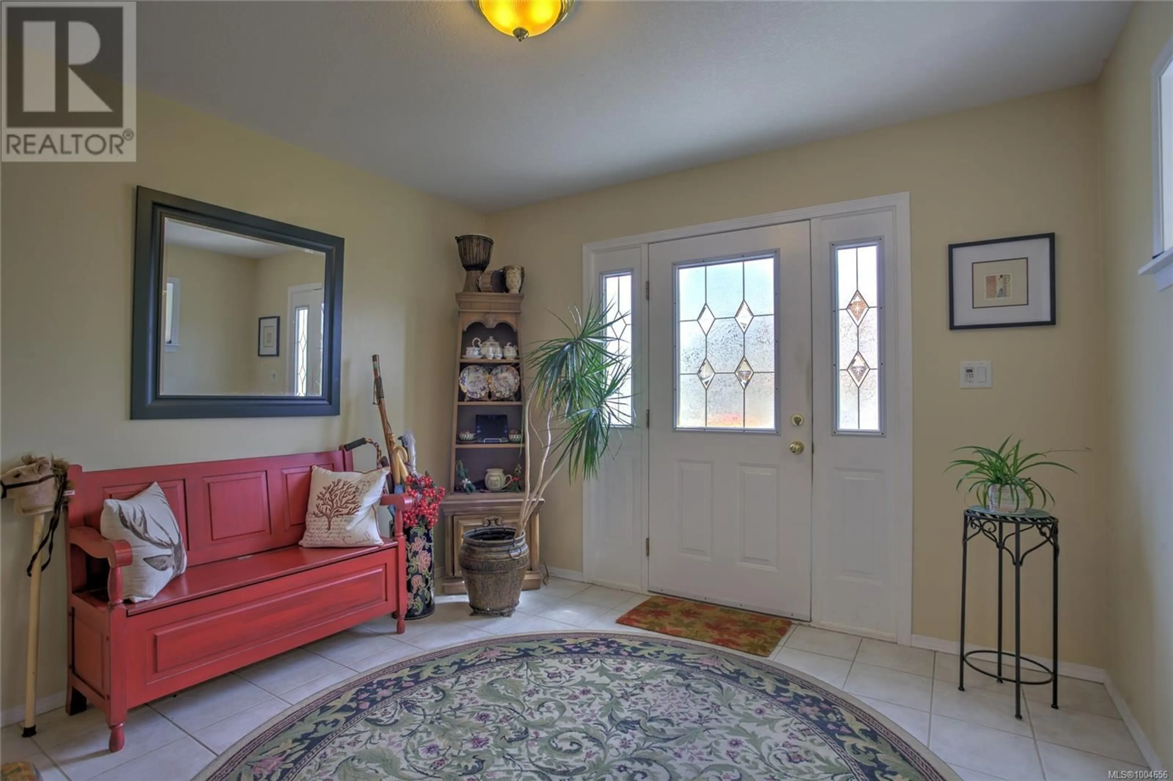 Indoor entryway for 6156 PINNACLE ROAD, Duncan British Columbia V9L6X8