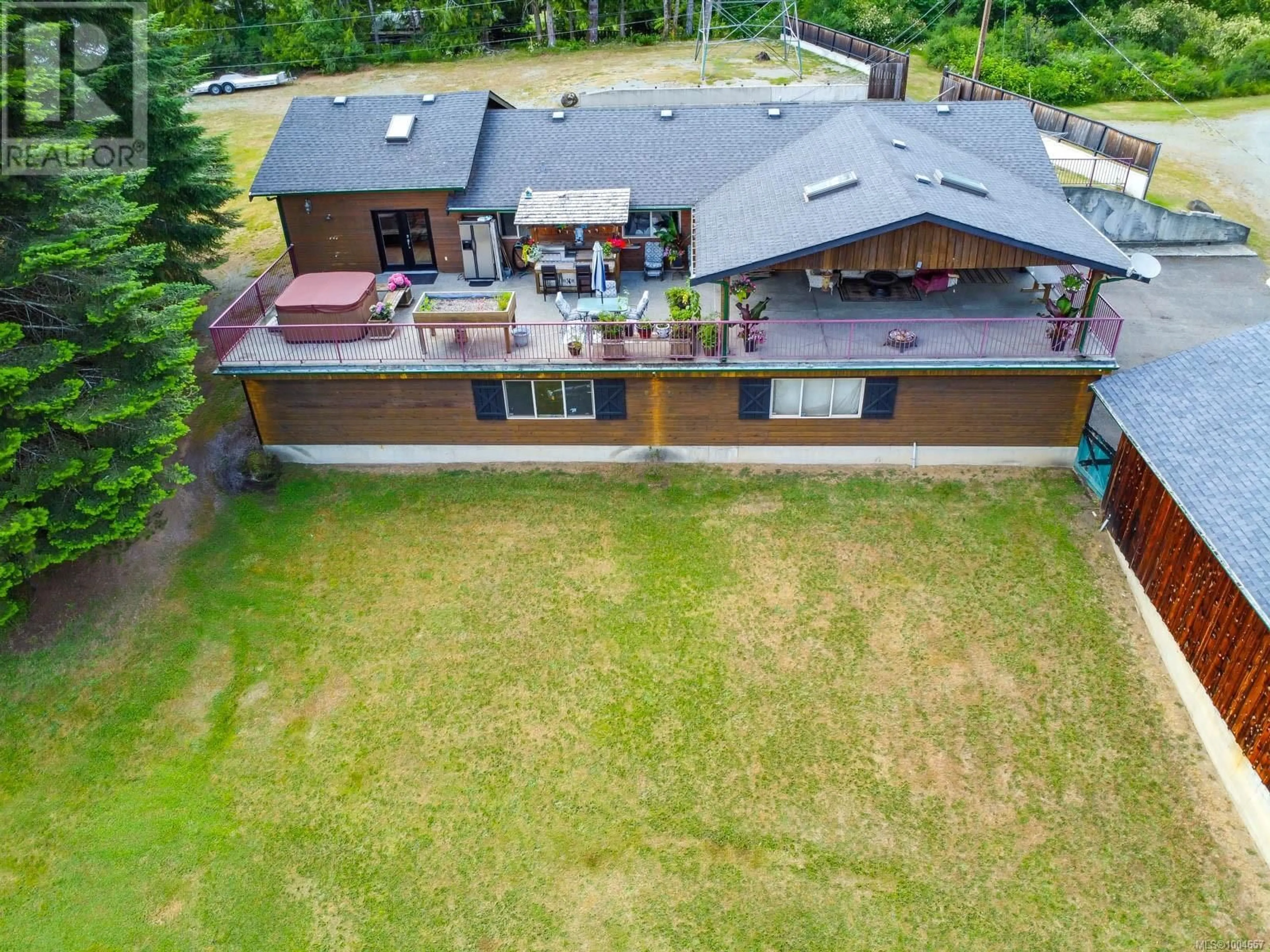 A pic from outside/outdoor area/front of a property/back of a property/a pic from drone, unknown for 5090 ARDEN ROAD, Port Alberni British Columbia V9Y8R5