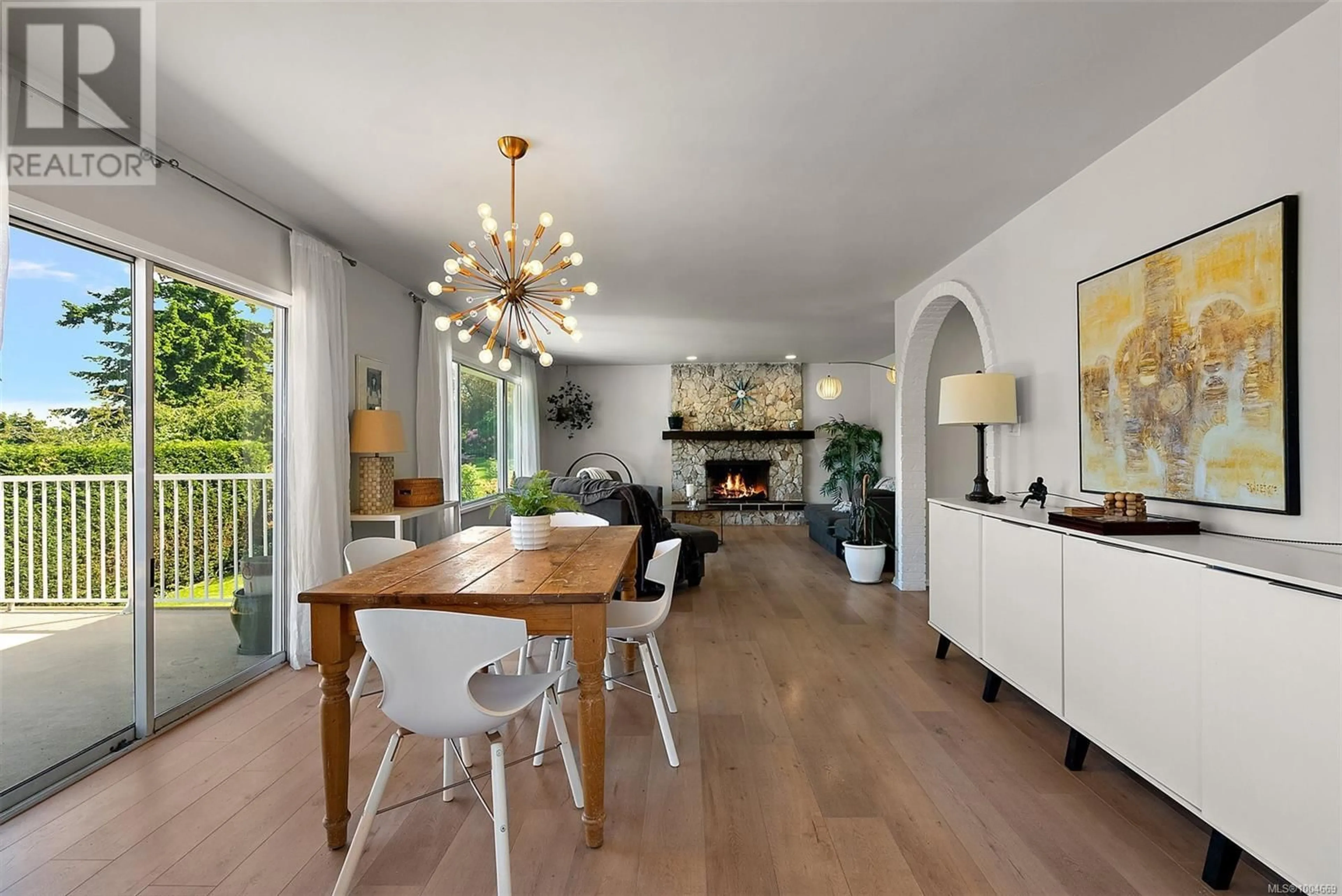 Dining room, unknown for 1483 TOLMIE PLACE, Victoria British Columbia V8P5J3