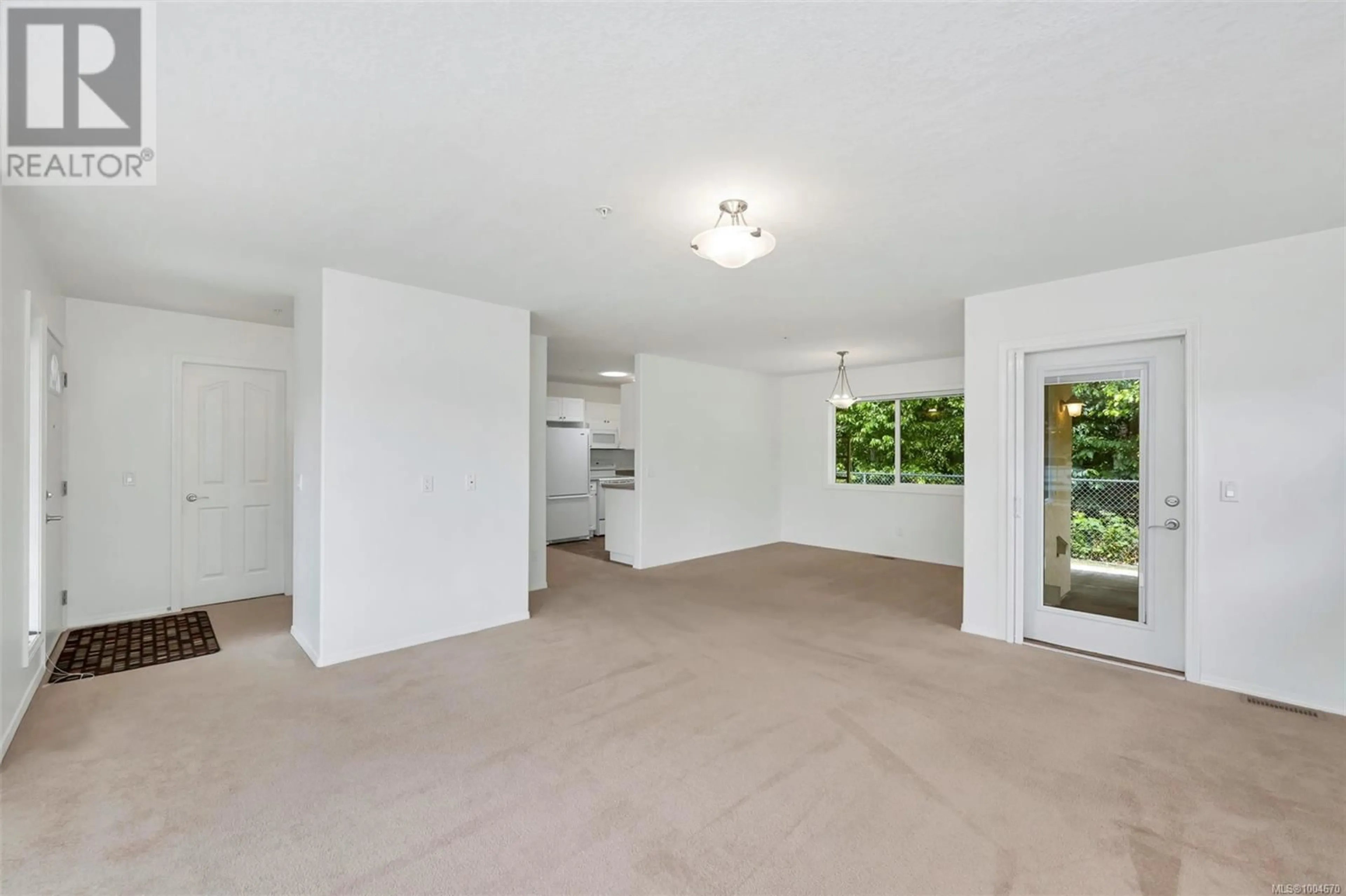 A pic of a room for 18 - 1015 TRUNK ROAD, Duncan British Columbia V9L2S2