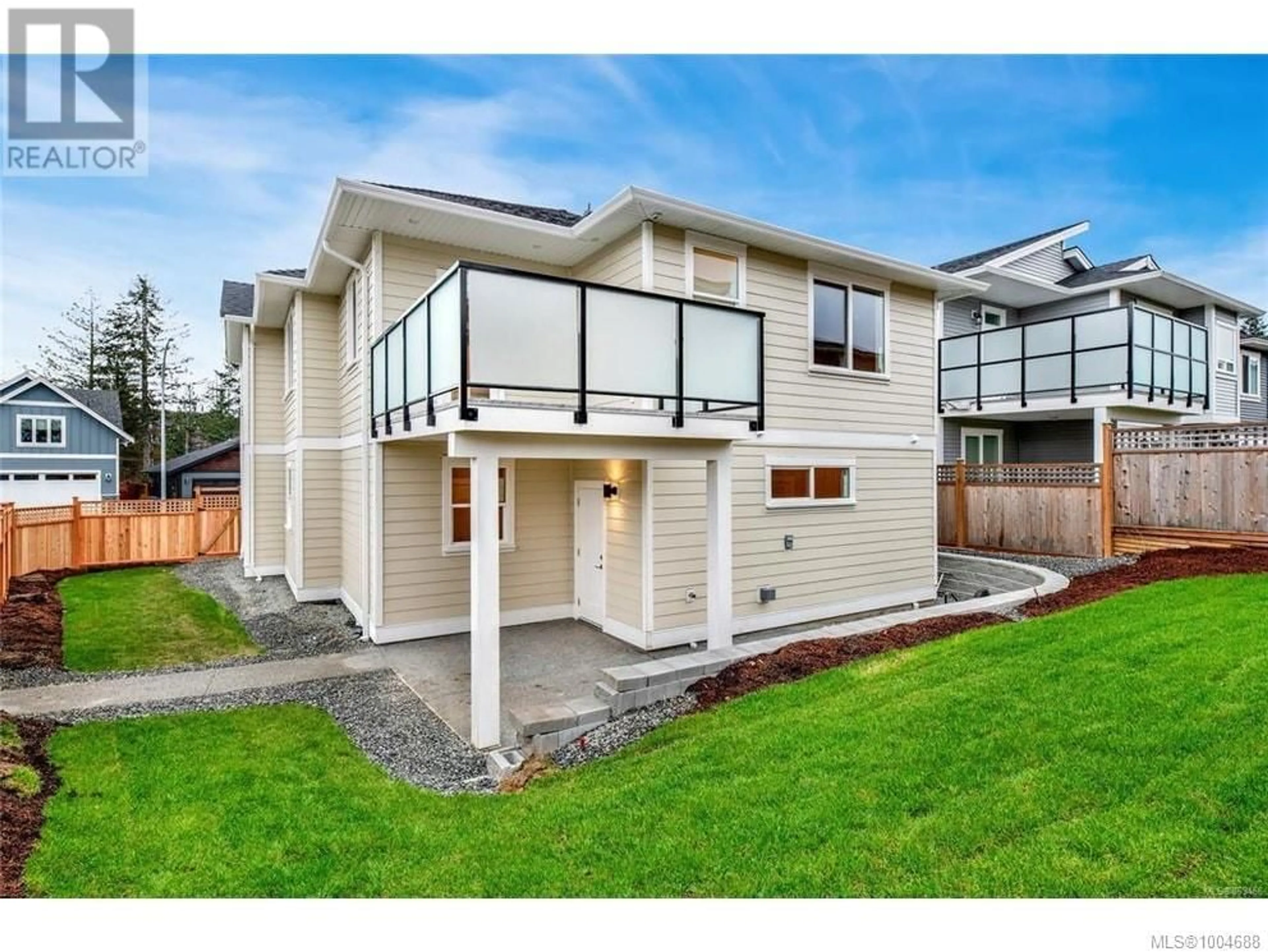 Home with vinyl exterior material, street for 5781 LINYARD ROAD, Nanaimo British Columbia V9T0J9