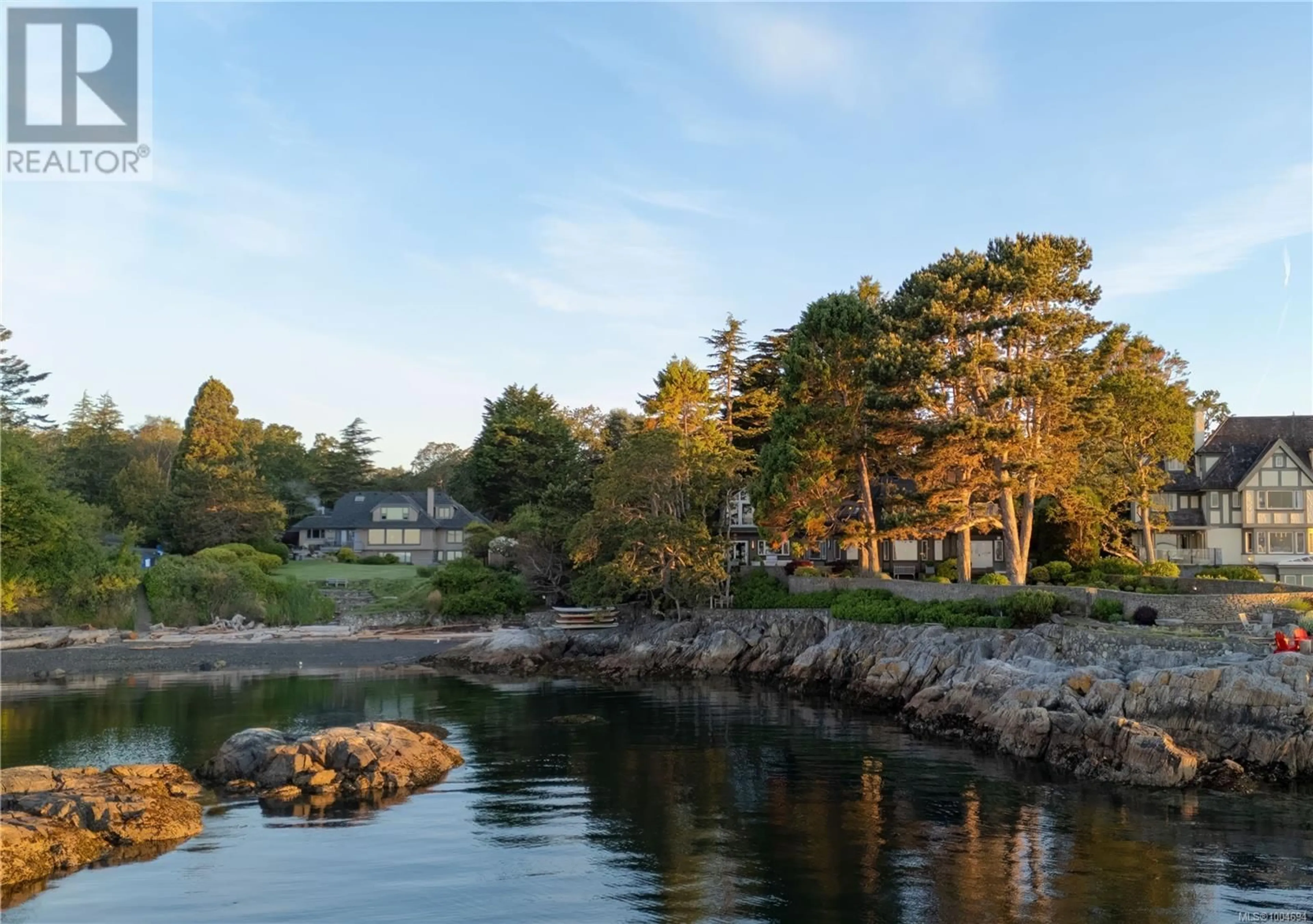 Blurry image for 3175 TARN PLACE, Oak Bay British Columbia V8R3N8