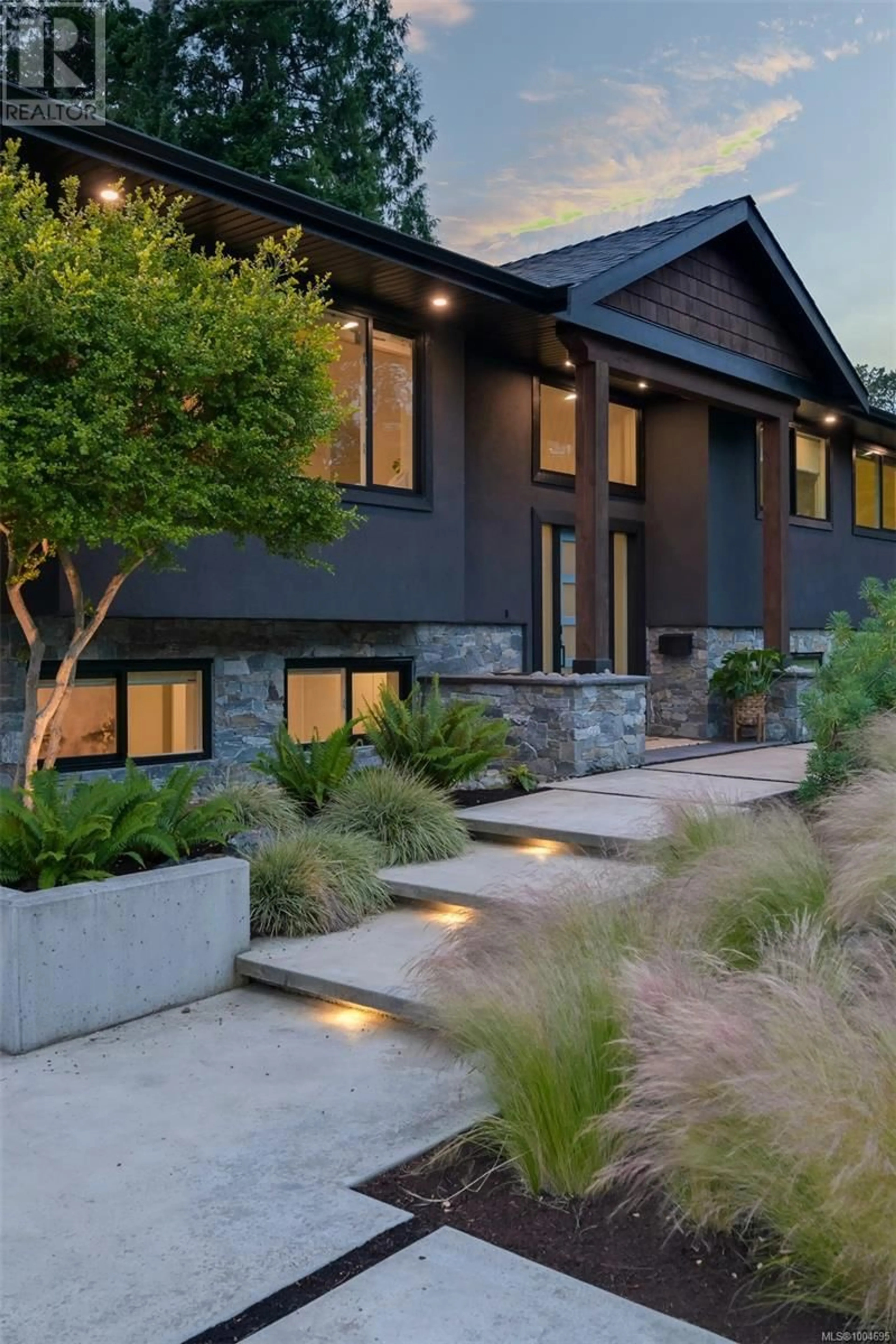 Home with brick exterior material, street for 2091 STONEHEWER PLACE, Oak Bay British Columbia V8S2Z8