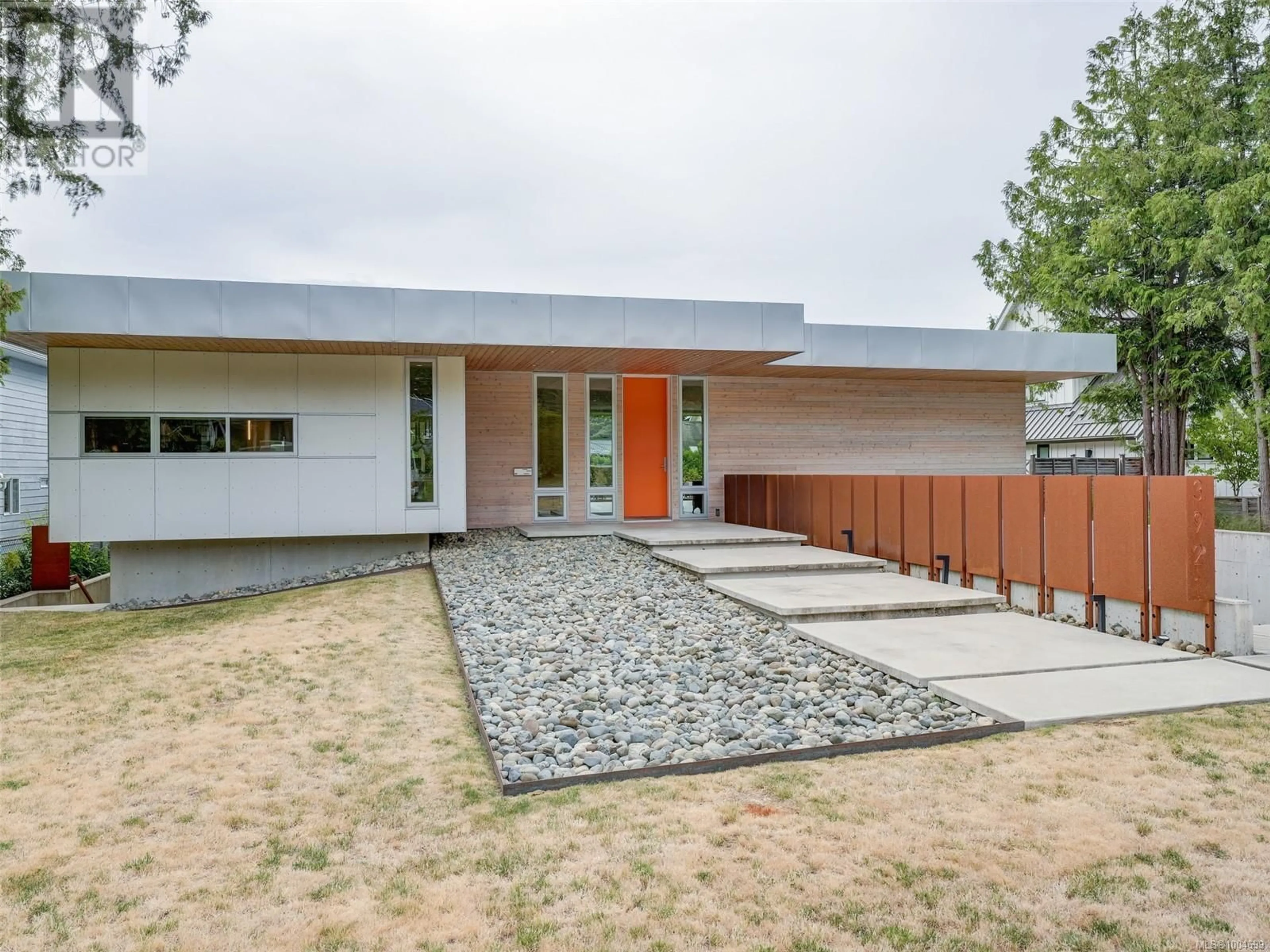 Home with brick exterior material, street for 3921 HOBBS STREET, Saanich British Columbia V8N4C8