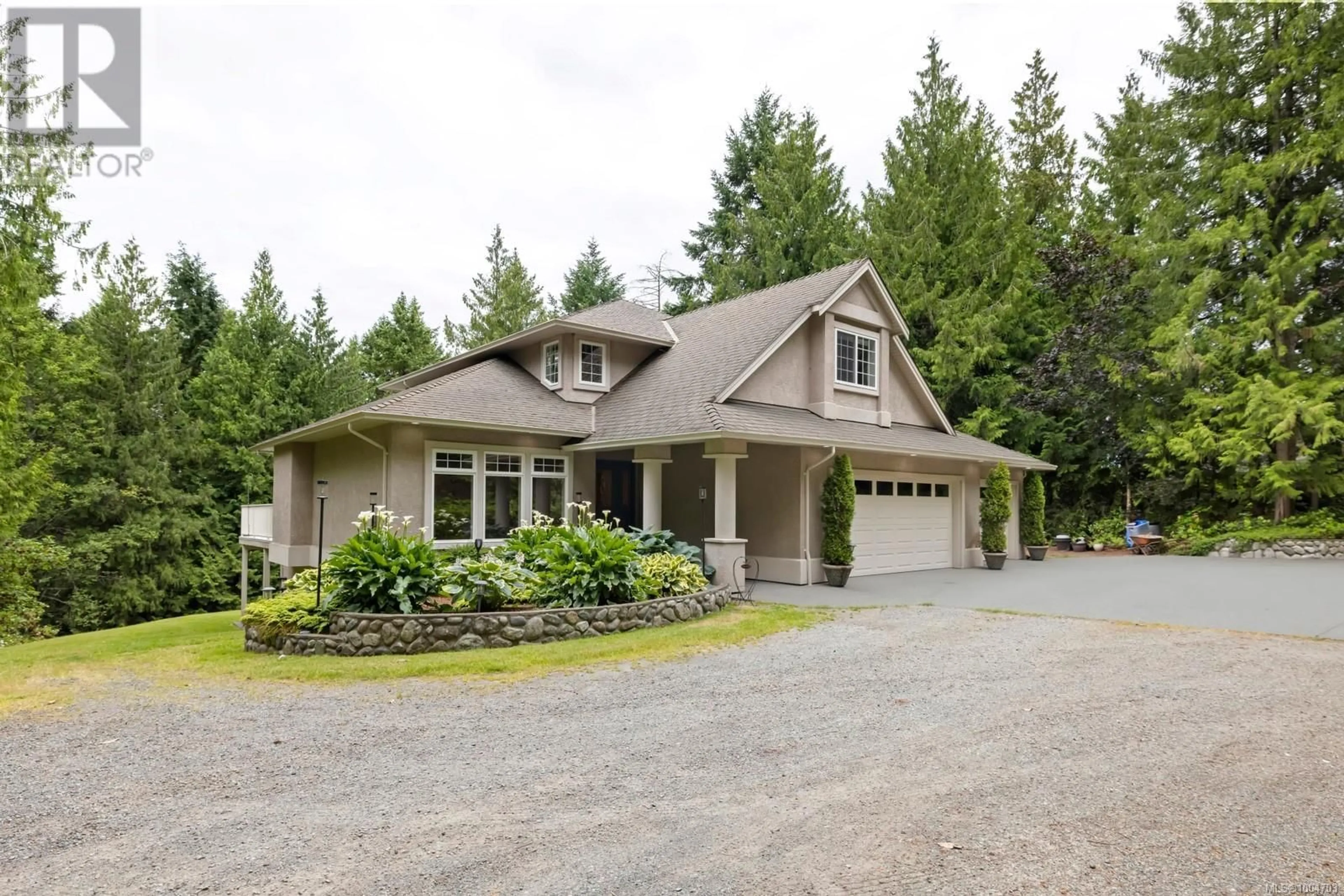 Home with vinyl exterior material, street for 905 COWERD ROAD, Cobble Hill British Columbia V0R1L0