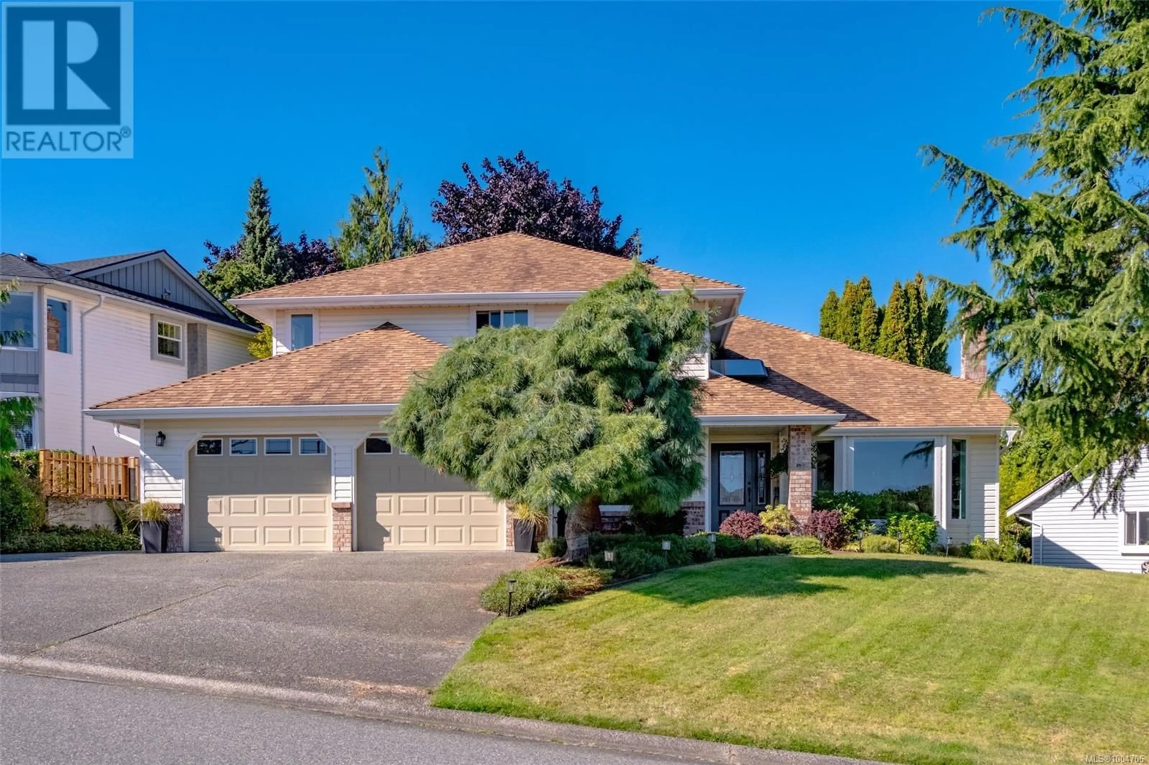 Home with vinyl exterior material, street for 5135 CARRIAGE DRIVE, Nanaimo British Columbia V9V1H2