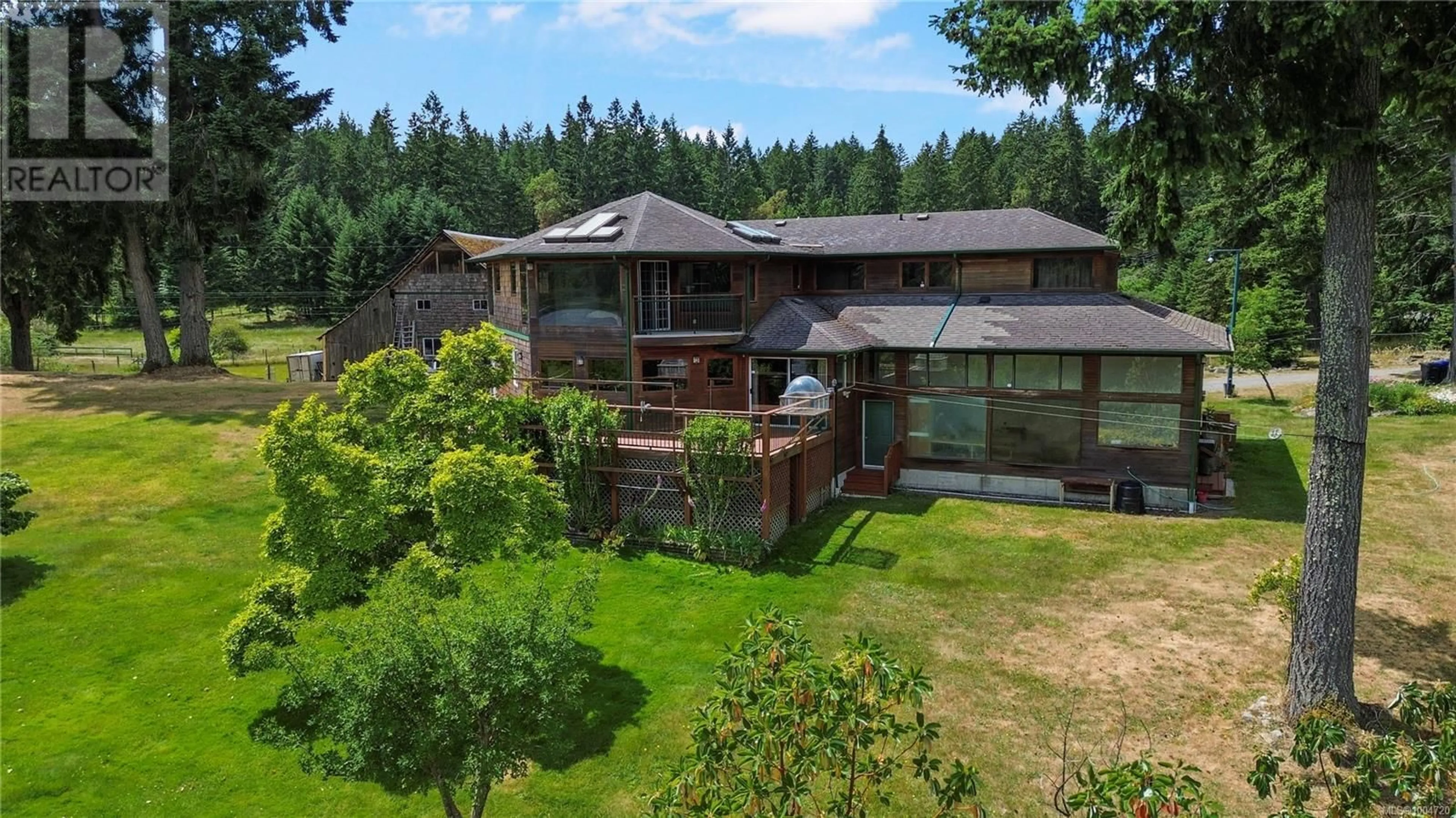 A pic from outside/outdoor area/front of a property/back of a property/a pic from drone, unknown for 2700 RITTEN ROAD, Nanaimo British Columbia V9X1W4