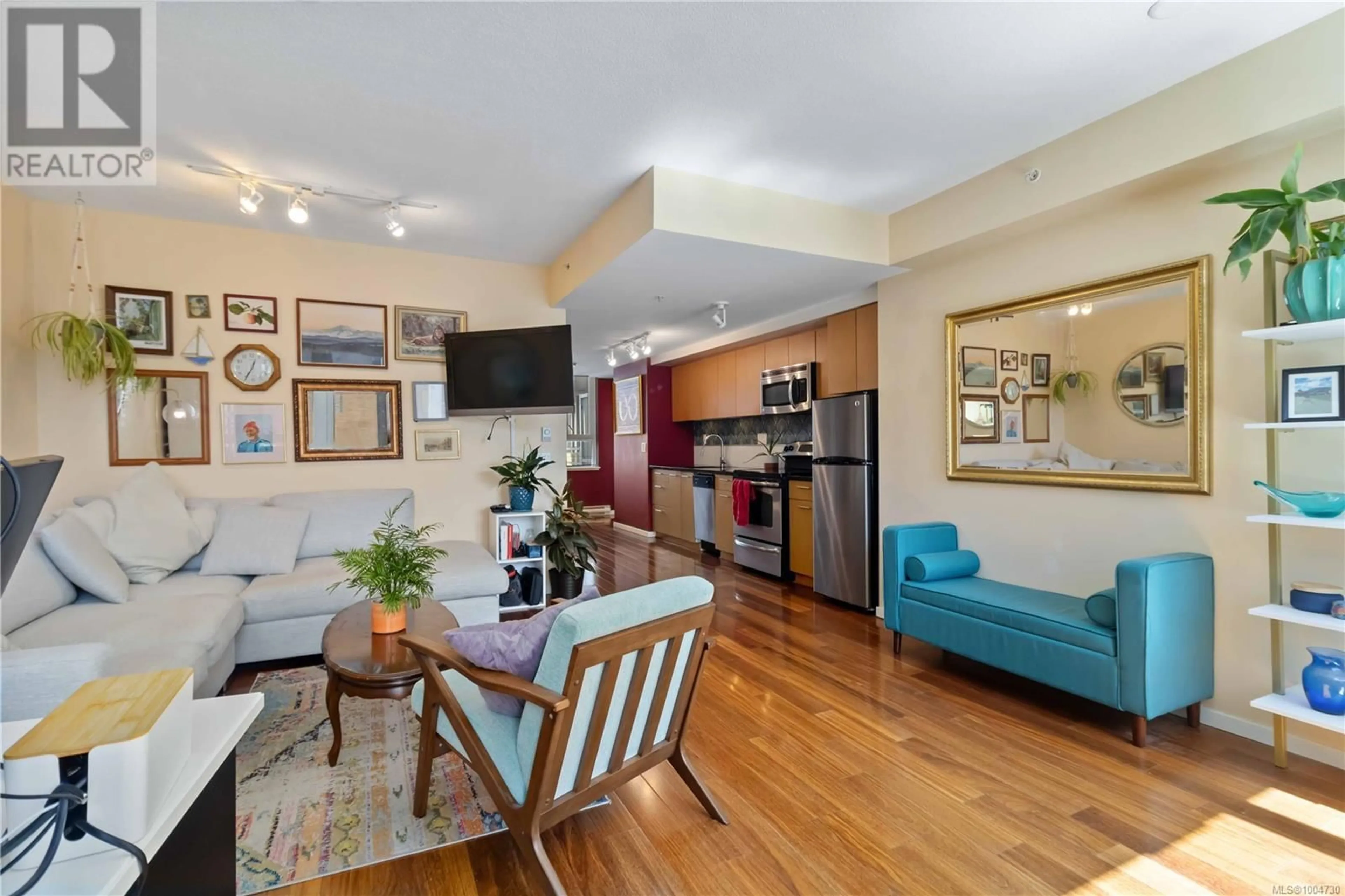 Living room with furniture, unknown for 406 - 834 JOHNSON STREET, Victoria British Columbia V8W1N3