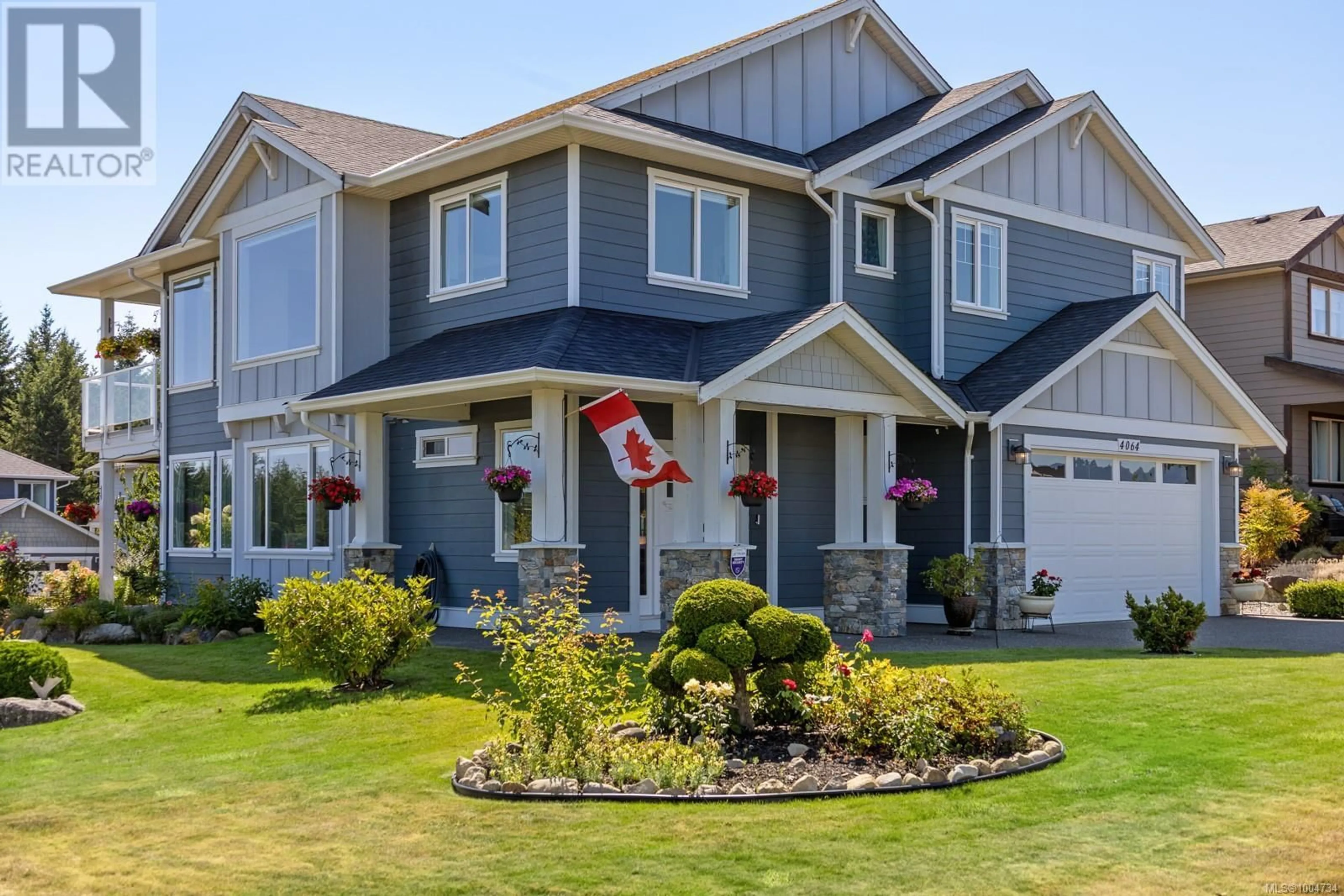 Home with vinyl exterior material, street for 4064 SOUTHWALK DRIVE, Courtenay British Columbia V9N0B3