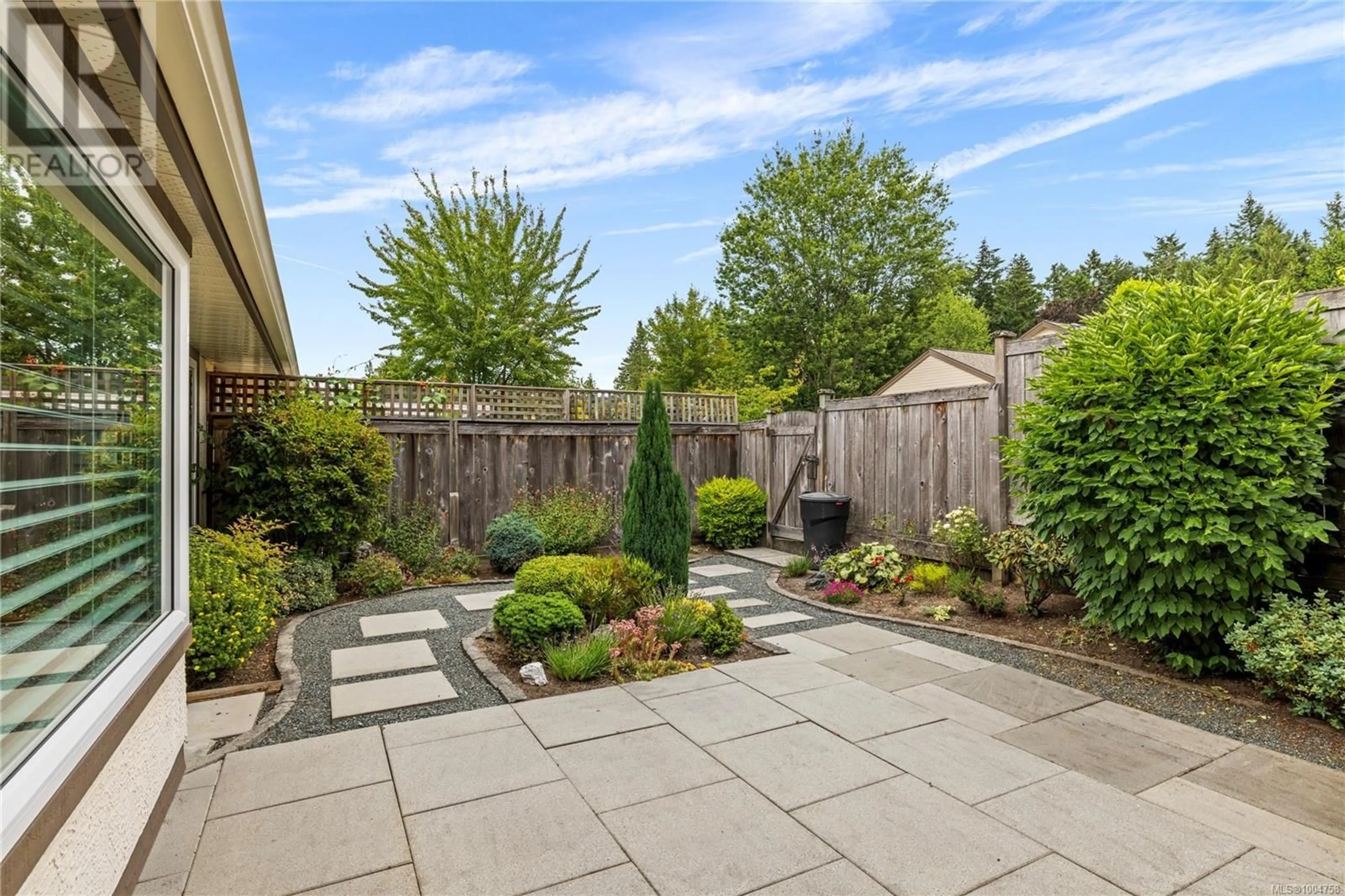 Patio, street for 41 - 885 BERWICK ROAD SOUTH, Qualicum Beach British Columbia V9K1N7