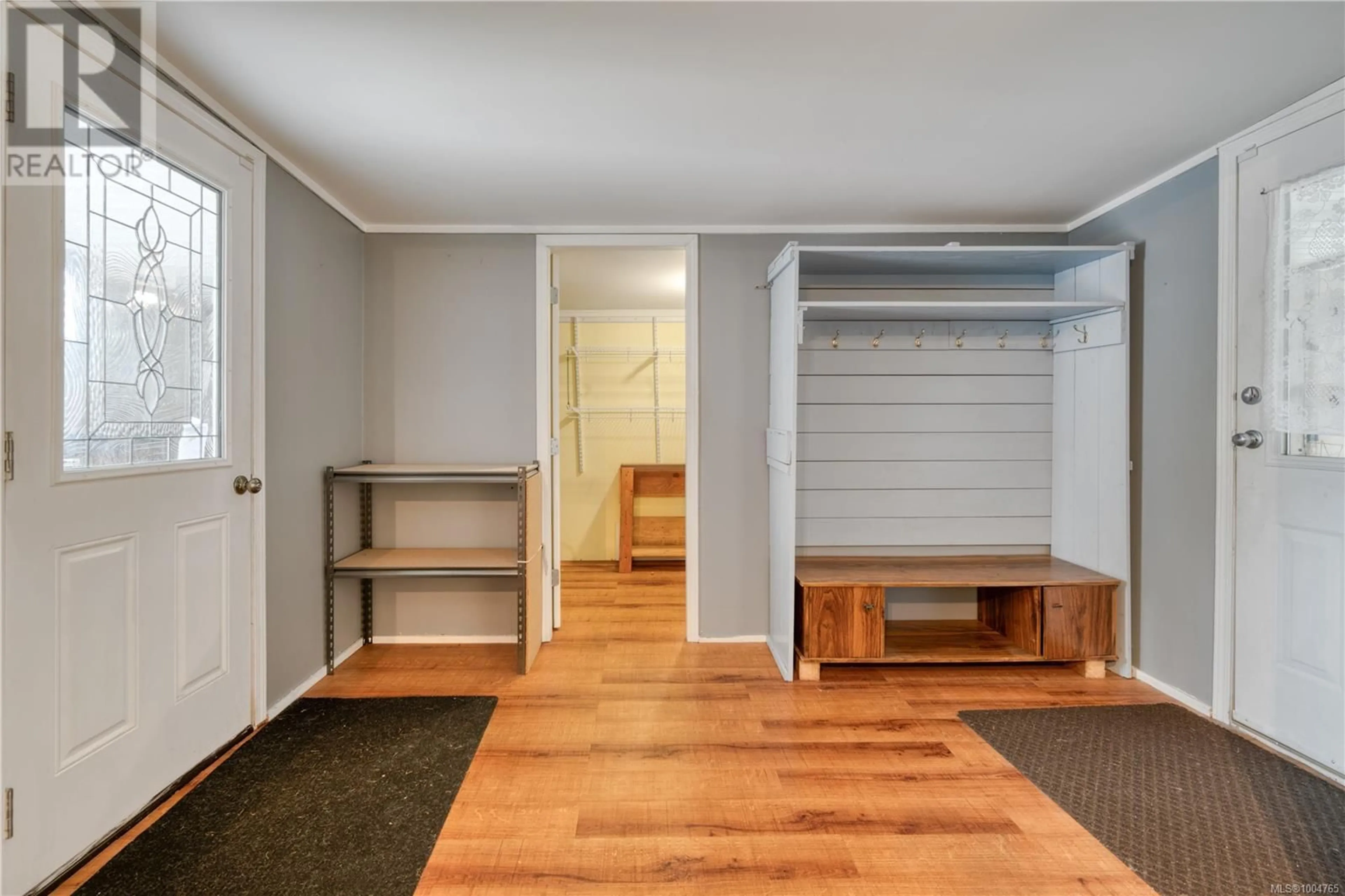 Indoor entryway for 40 - 7100 HIGHVIEW ROAD, Port Hardy British Columbia V0N2P0