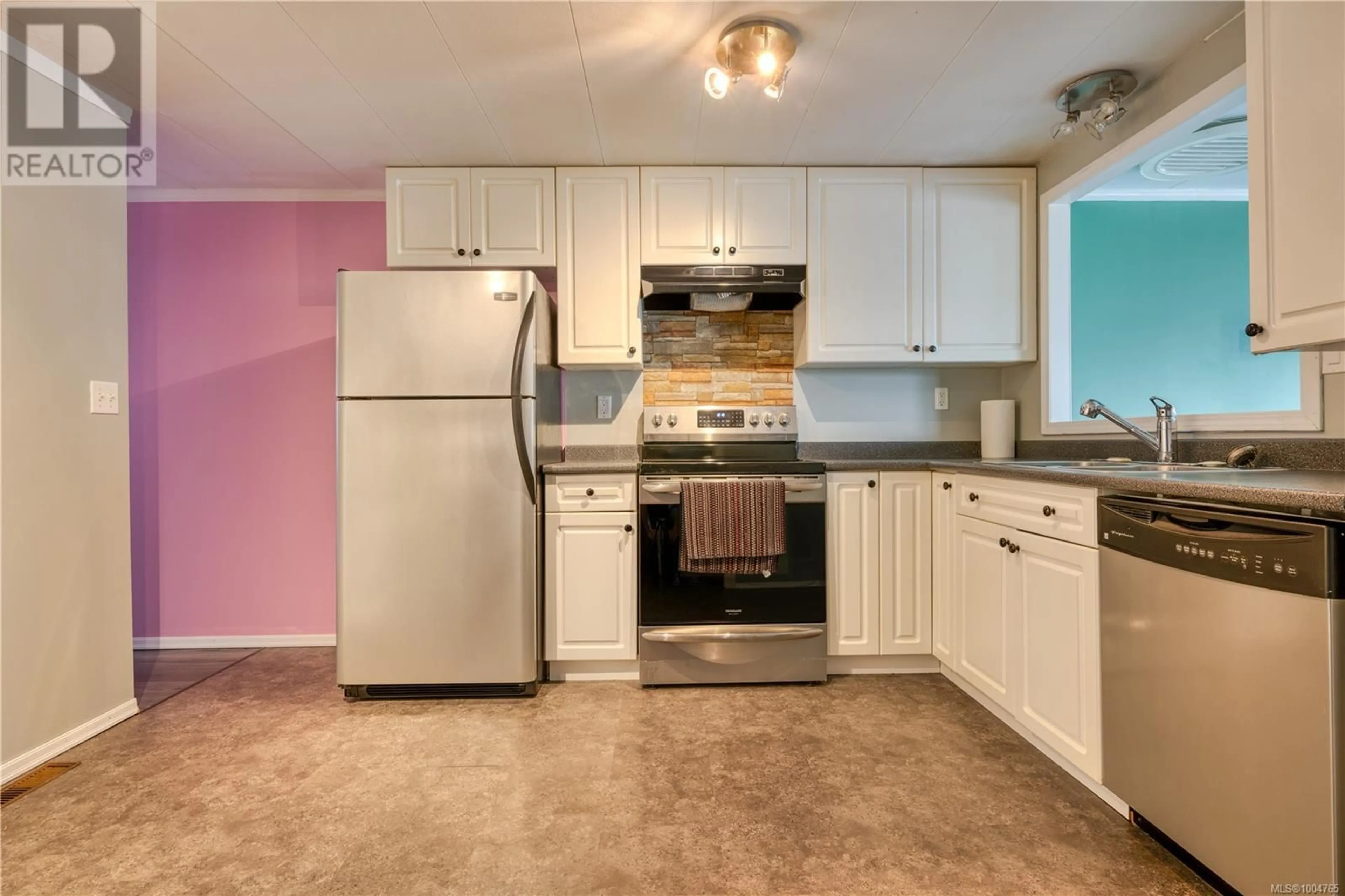 Standard kitchen, unknown for 40 - 7100 HIGHVIEW ROAD, Port Hardy British Columbia V0N2P0