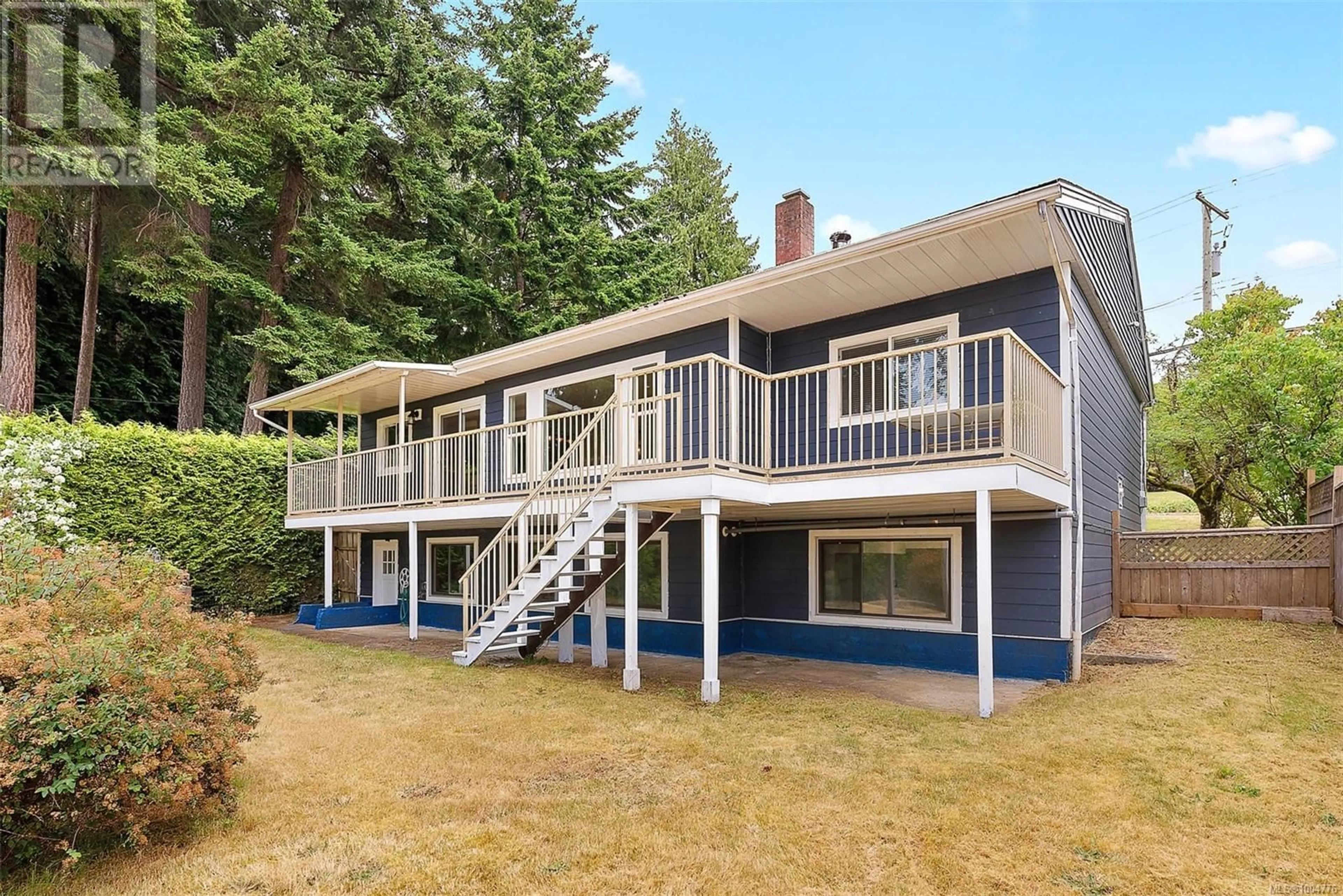 Home with vinyl exterior material, water/lake/river/ocean view for 6982 DICKINSON ROAD, Lantzville British Columbia V0R2H0