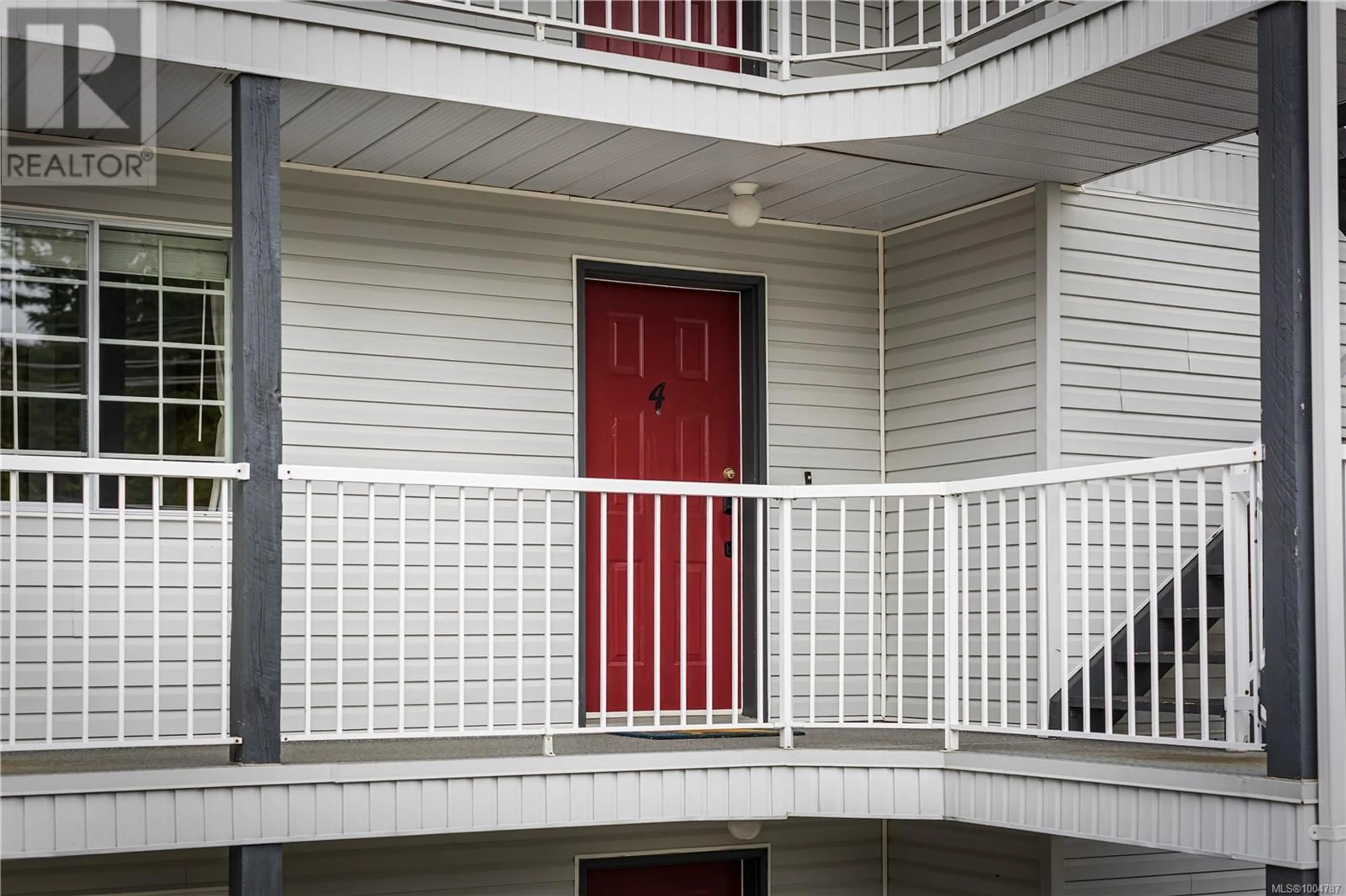 Balcony in the apartment, street for 4 - 695 UPLAND DRIVE, Campbell River British Columbia V9W2A7