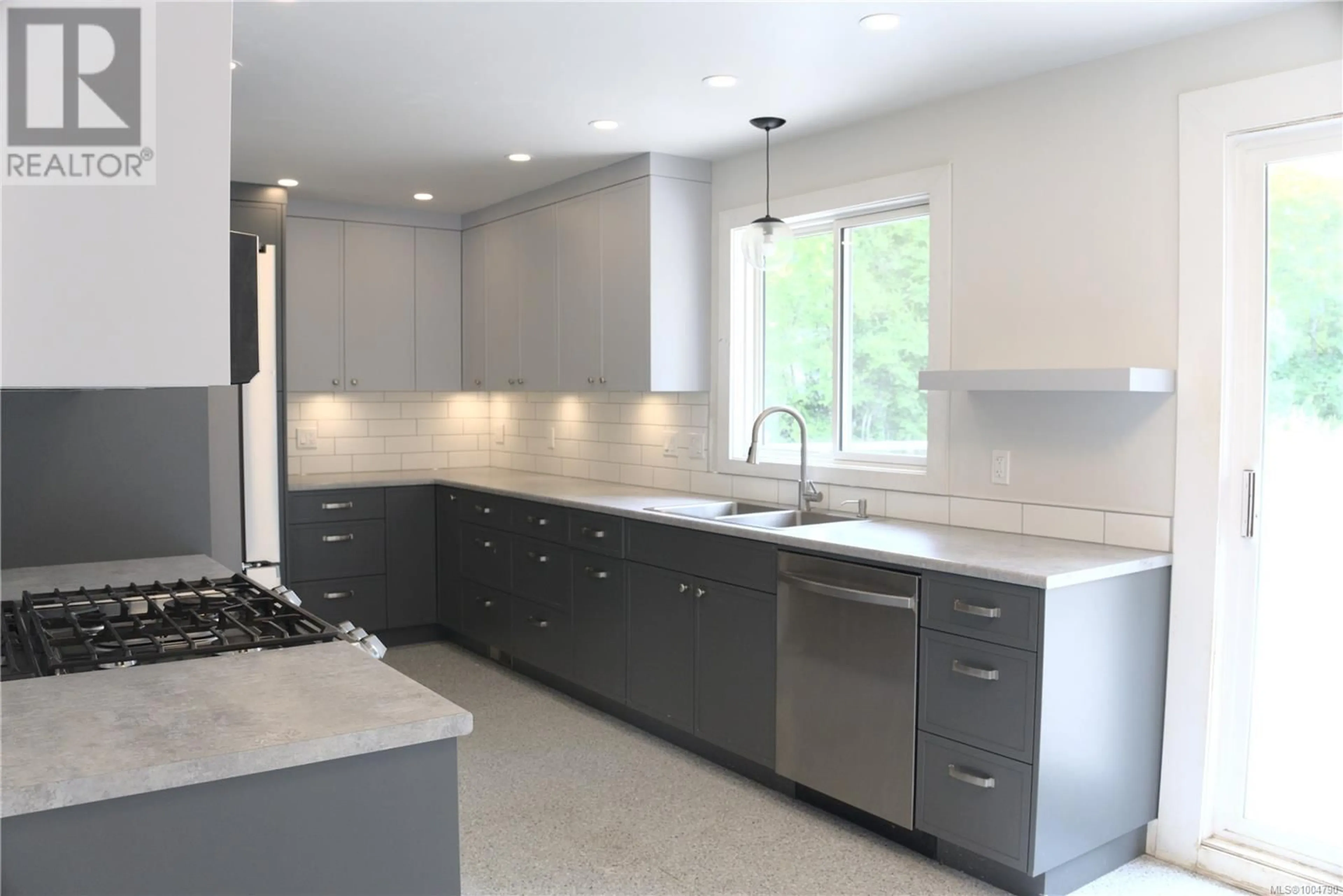 Contemporary kitchen, ceramic/tile floor for 2298 CALAIS ROAD, Duncan British Columbia V9L5V2