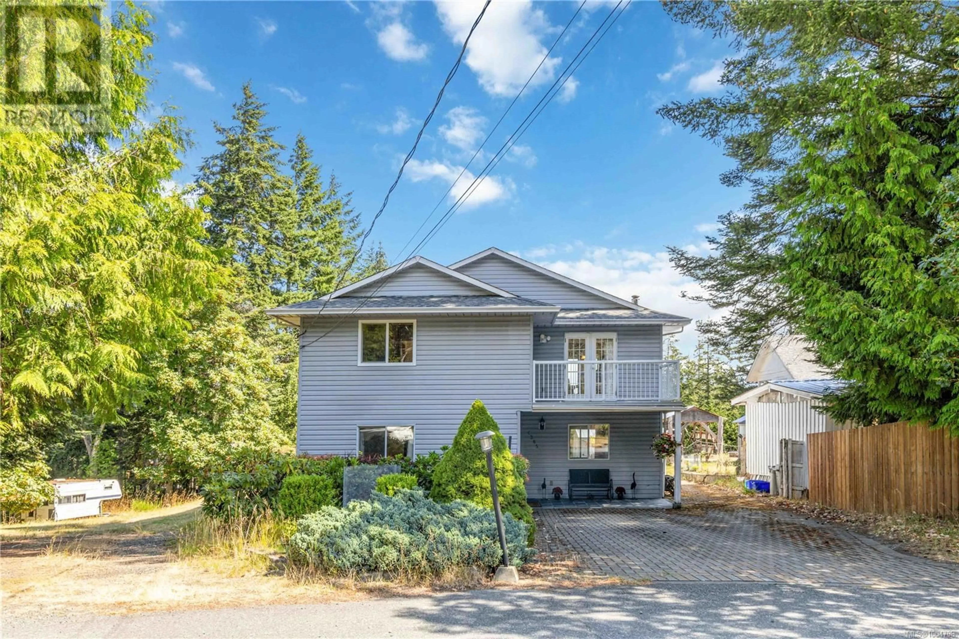 A pic from outside/outdoor area/front of a property/back of a property/a pic from drone, street for 1385 CLUN PLACE, Sooke British Columbia V9Z1B1