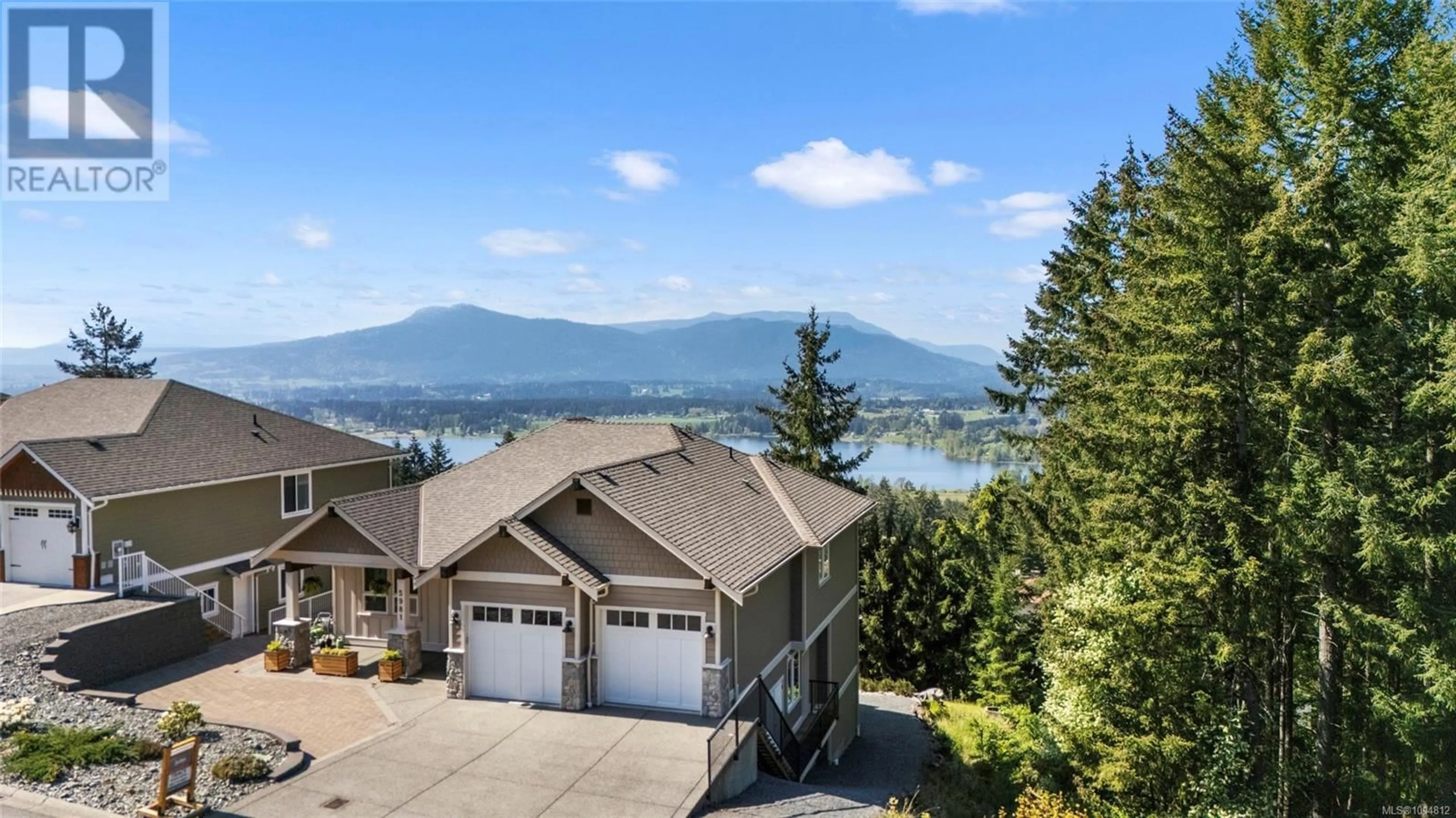 A pic from outside/outdoor area/front of a property/back of a property/a pic from drone, water/lake/river/ocean view for 5981 SALISH ROAD, Duncan British Columbia V9L0B3