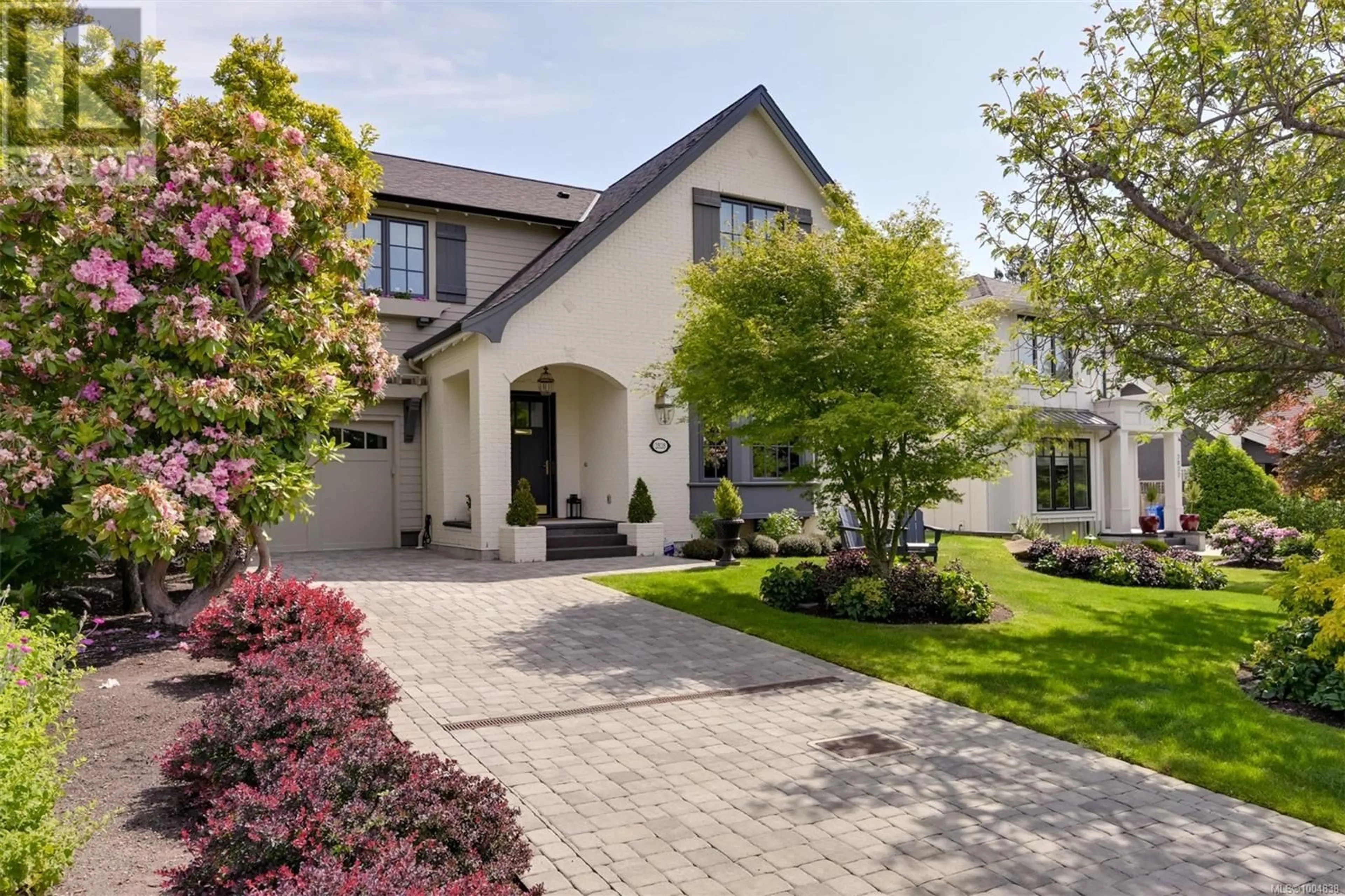 Home with brick exterior material, street for 2828 DUFFERIN AVENUE, Oak Bay British Columbia V8R3L7
